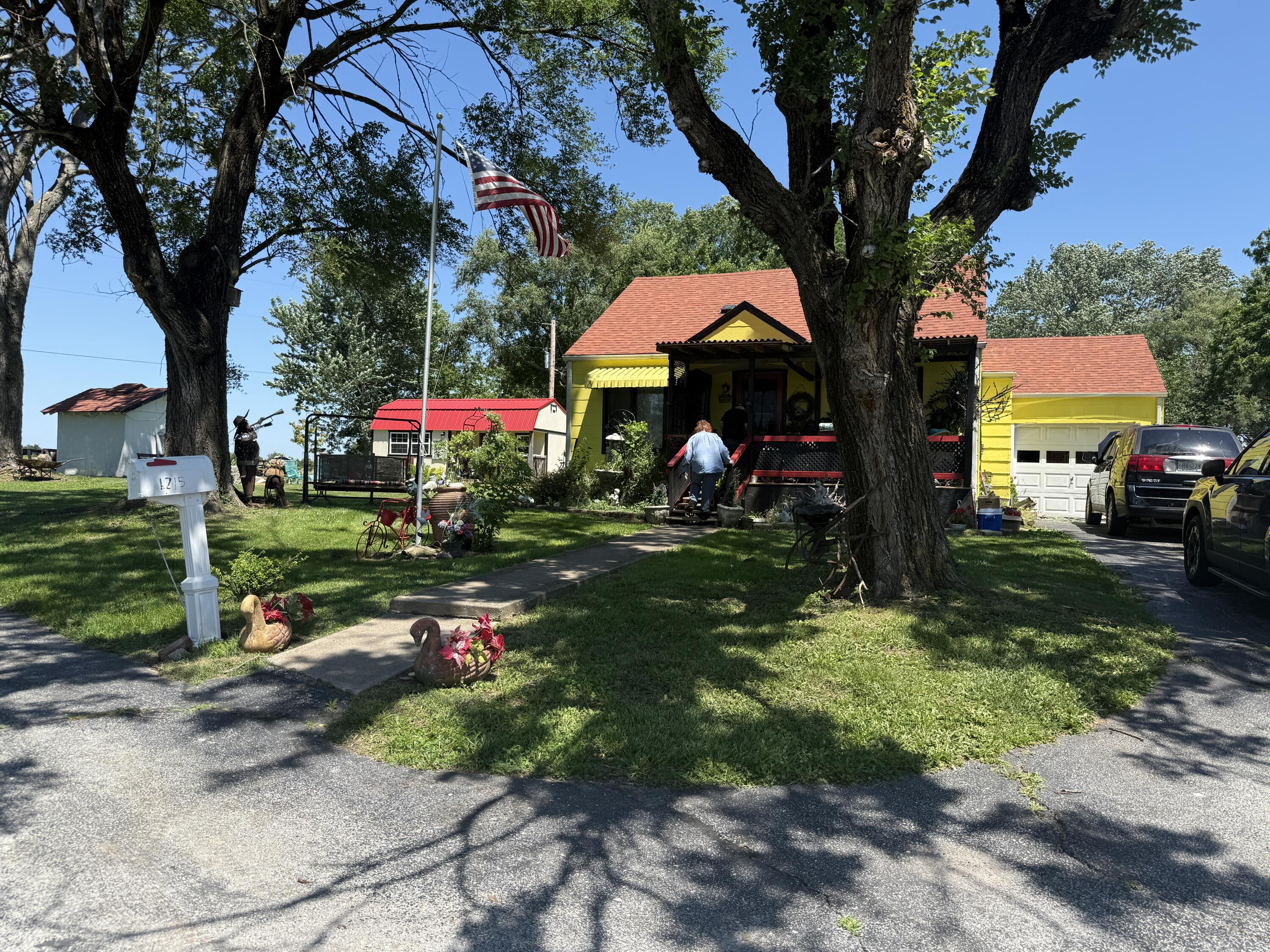 Photo 6 - Commercial Sale for sale – 1215 N Marshall Street  Rogersville, MO