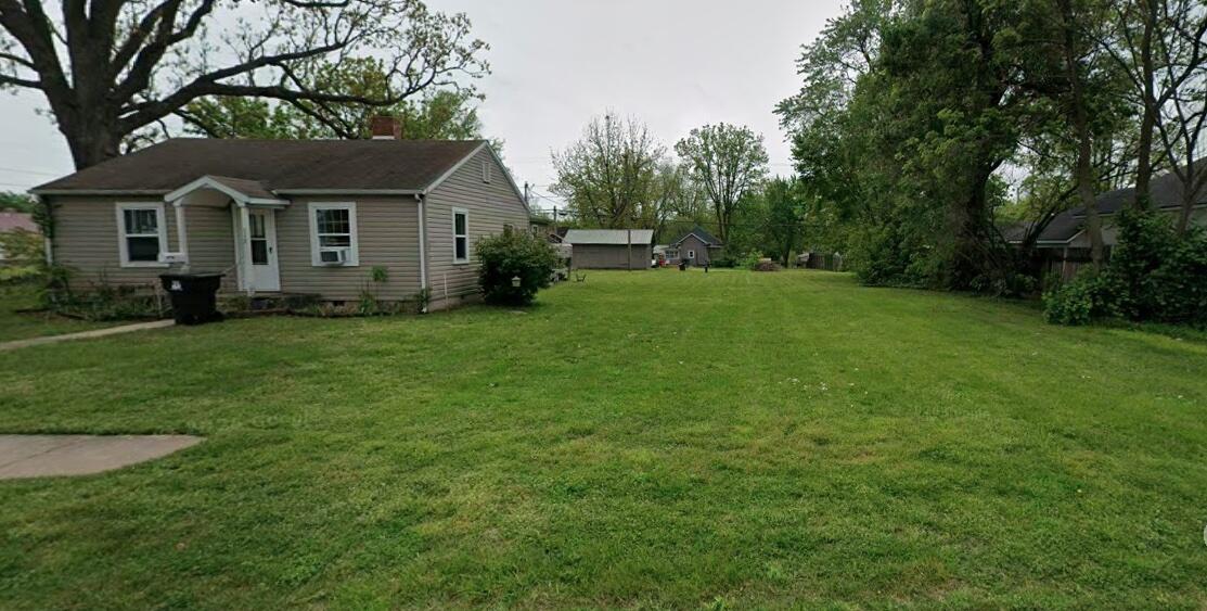 Land for sale – 106  Anderson Street  Aurora, MO
