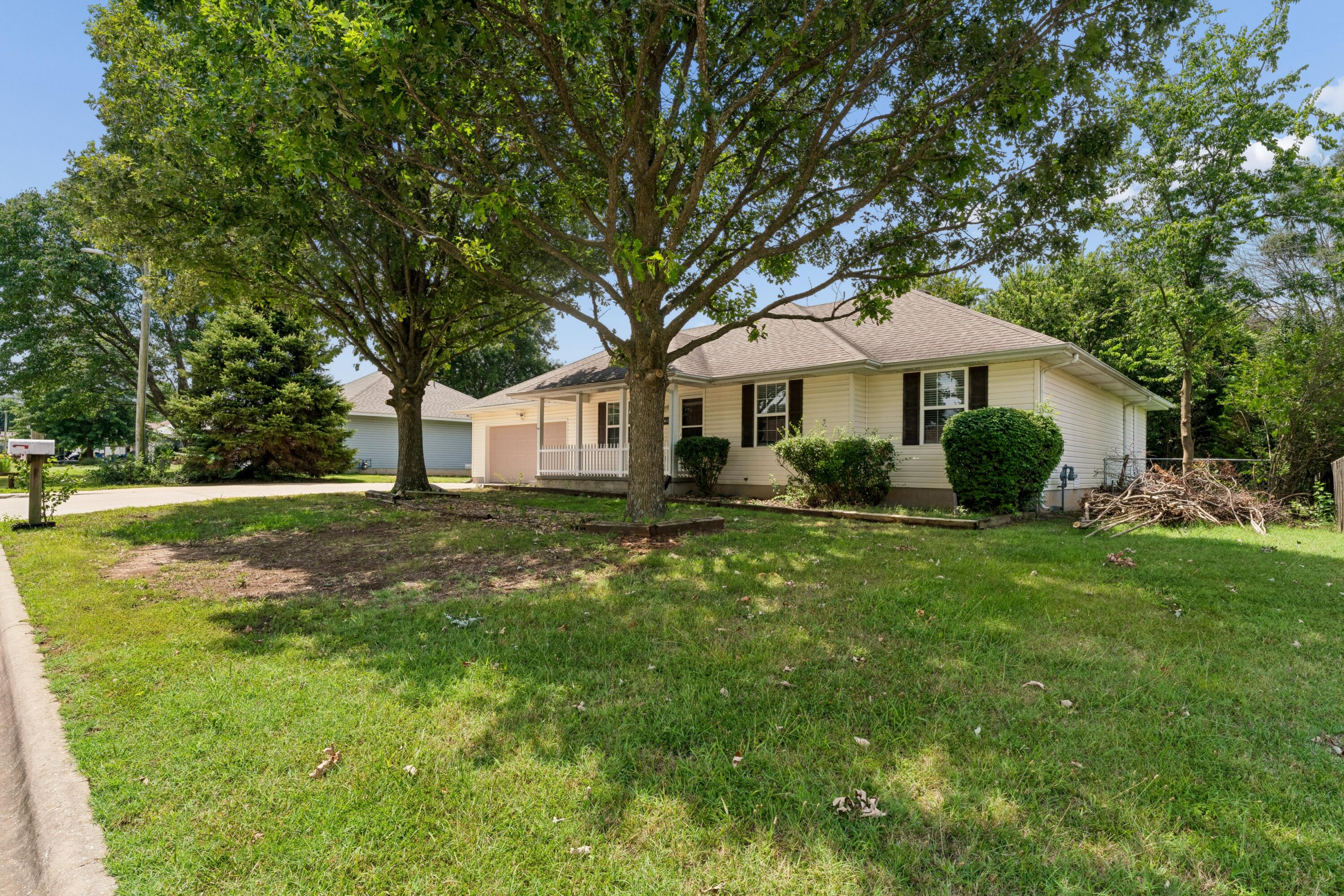 Photo 27 - Residential for sale – 611 S Countryside Avenue  Republic, MO