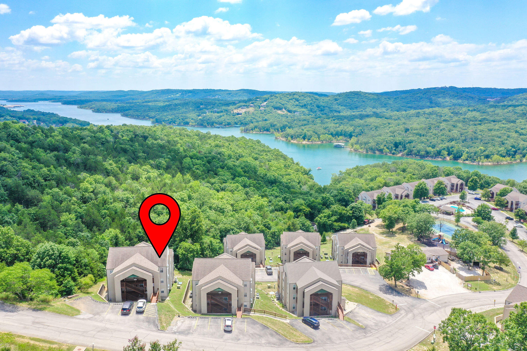 Photo 2 - Residential for sale – 39  Lantern Bay Lane  Branson, MO