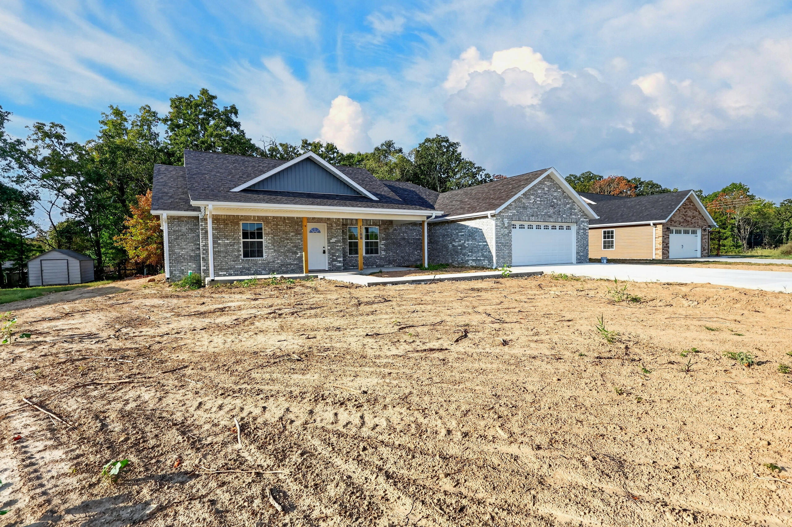 Photo 3 - Residential for sale – 1100  Daytona Drive  Lebanon, MO