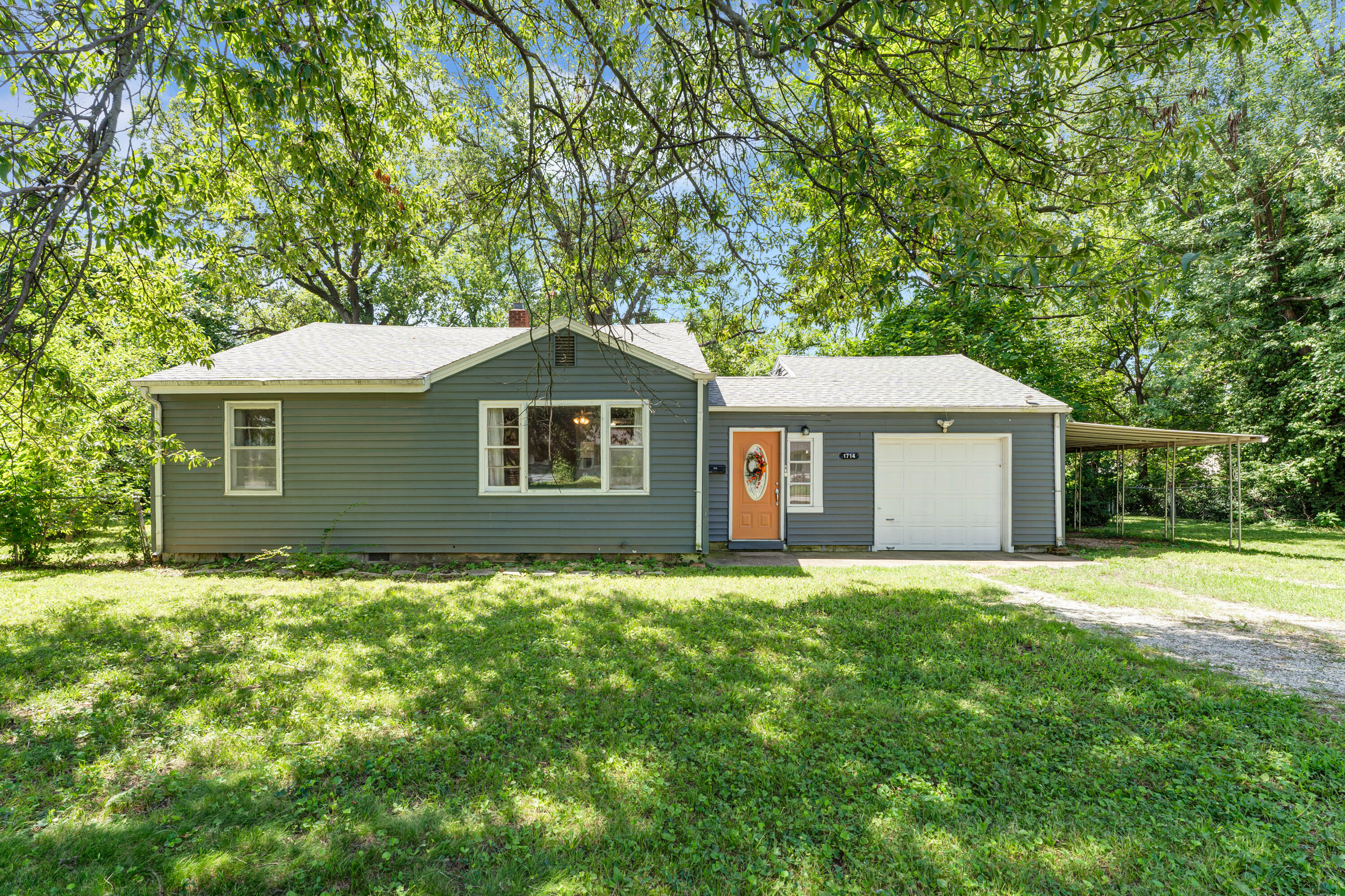 Photo 6 - Residential for sale – 1714 W Scott Street  Springfield, MO