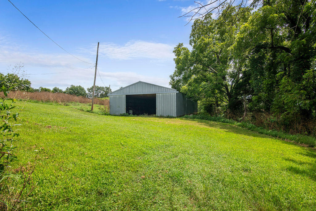 Photo 8 - Residential for sale – 9561  State Highway 125   Chadwick, MO