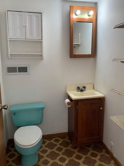 Photo 8 - Residential for sale – 104  Mitchell   Greenfield, MO