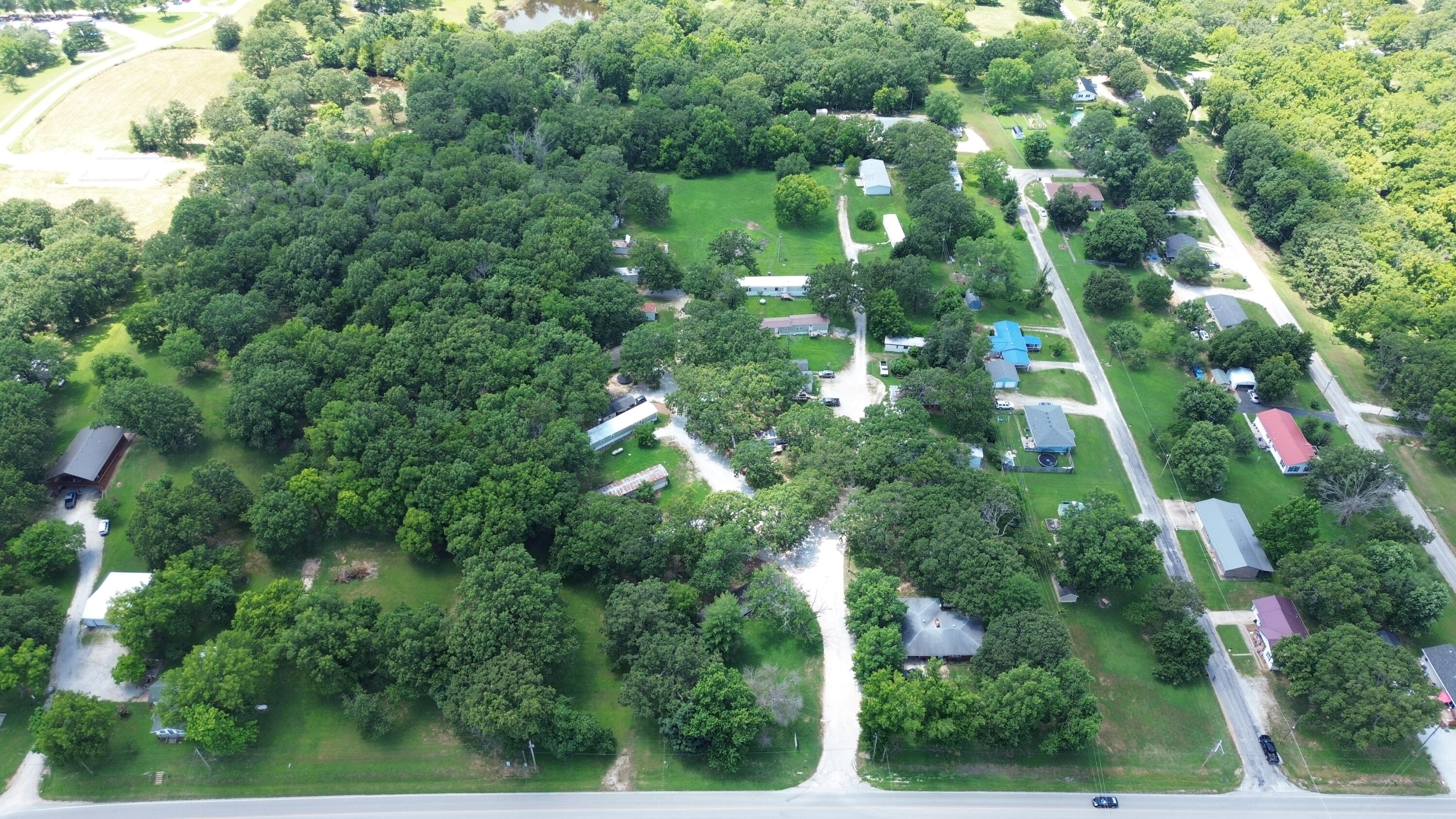 Photo 3 - Commercial Sale for sale – 910  State Highway Ww   Osceola, MO
