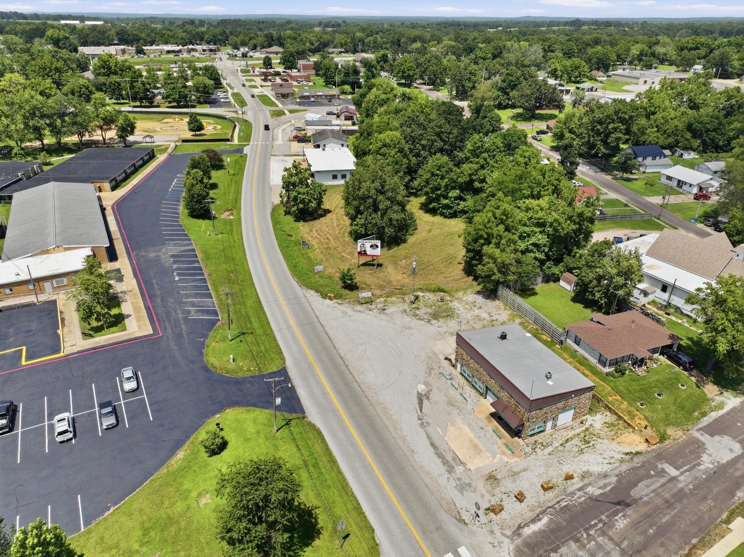 Photo 28 - Commercial Sale for sale – 301 N Elm Street  Mountain View, MO