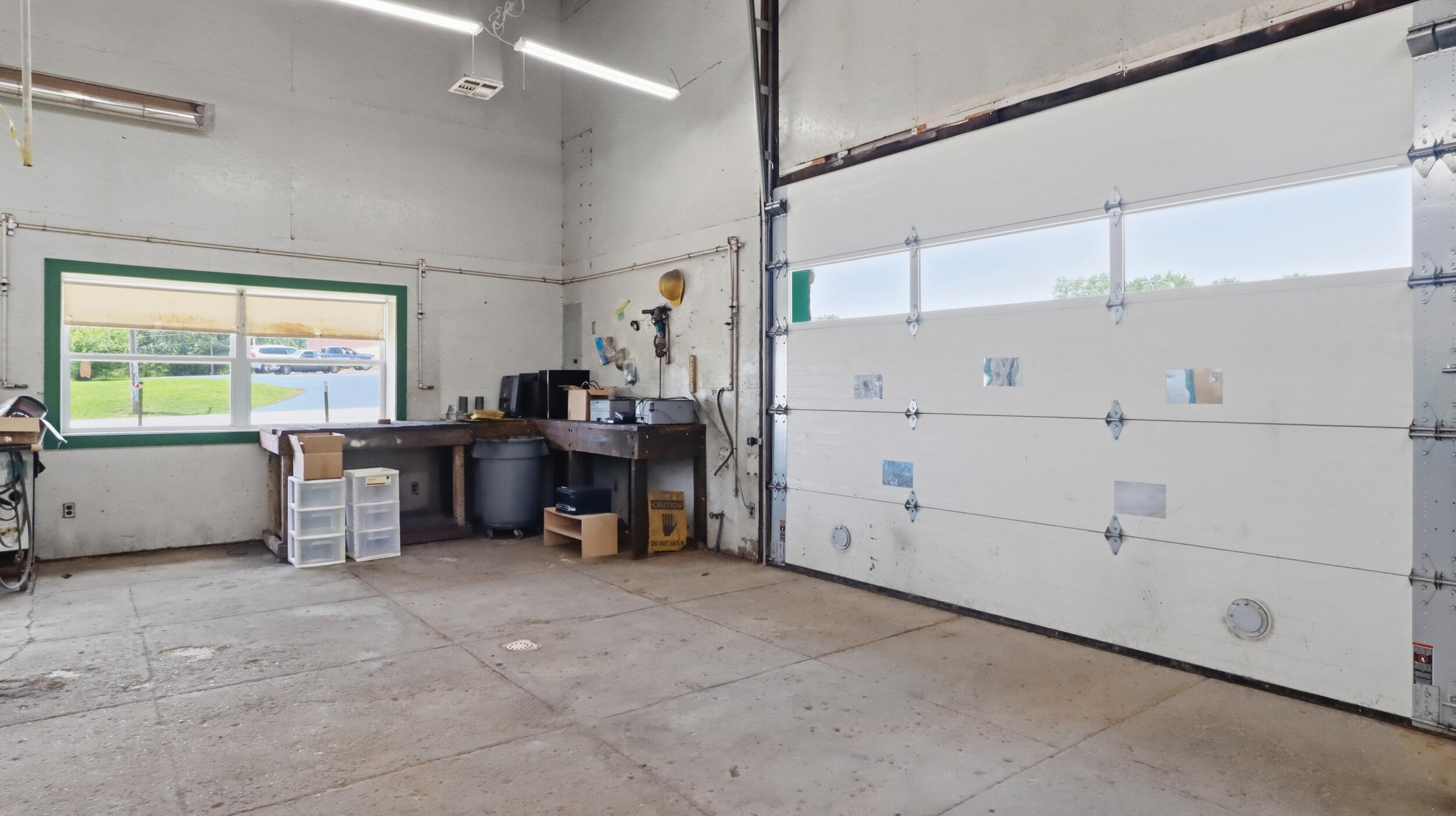 Photo 16 - Commercial Sale for sale – 301 N Elm Street  Mountain View, MO