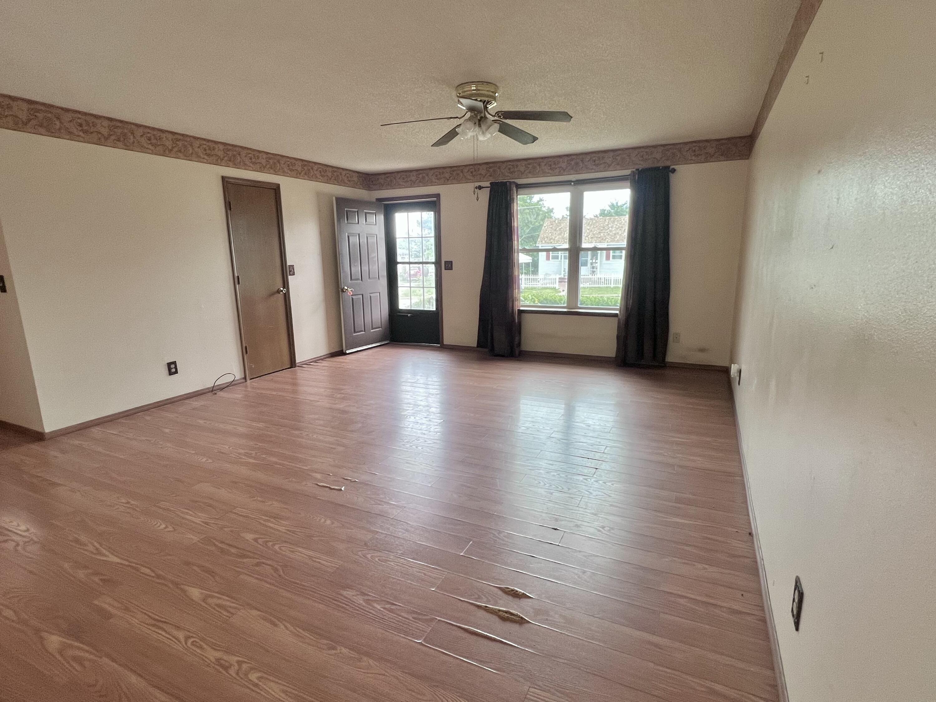 Photo 9 - Residential for sale – 1010  Rex Avenue  Joplin, MO
