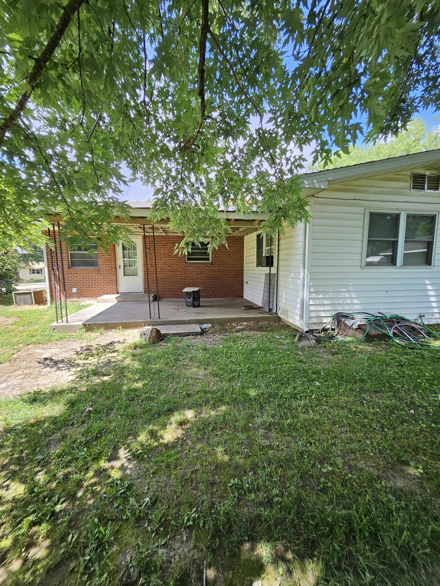 Photo 22 - Residential for sale – 443 W County Street  Monett, MO
