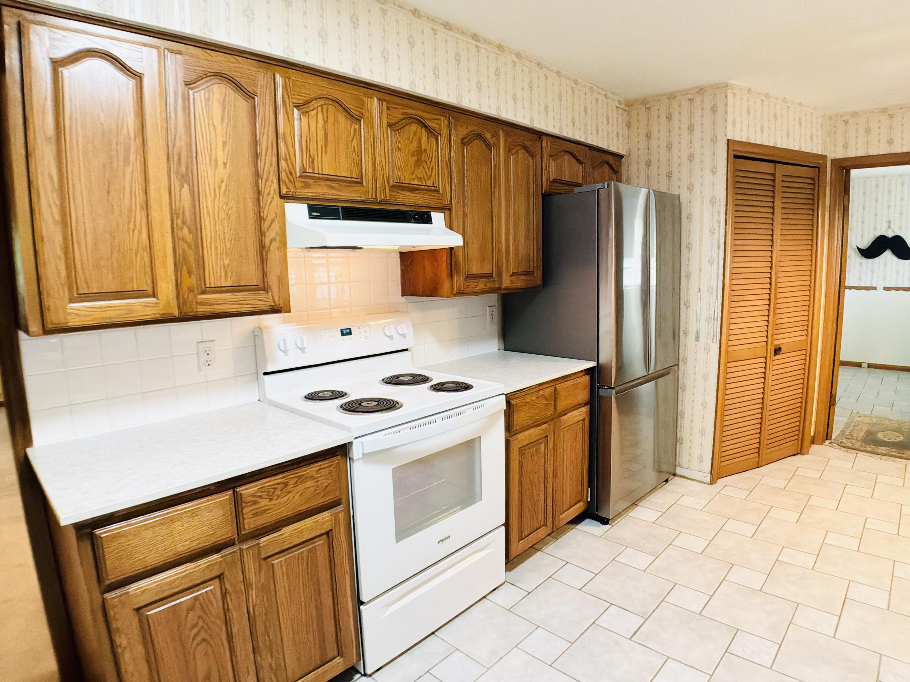 Photo 6 - Residential for sale – 2049 S Brighton Drive  Springfield, MO