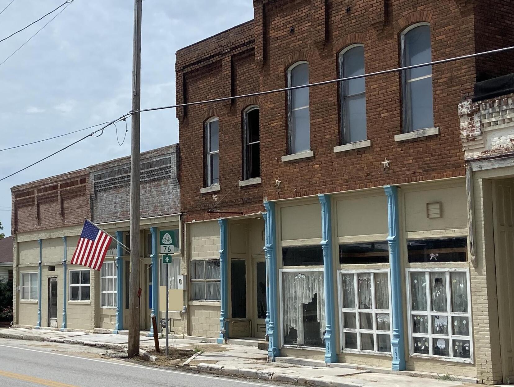 Photo 2 - Commercial Sale for sale – 119-127 E Main Street  Walnut Grove, MO