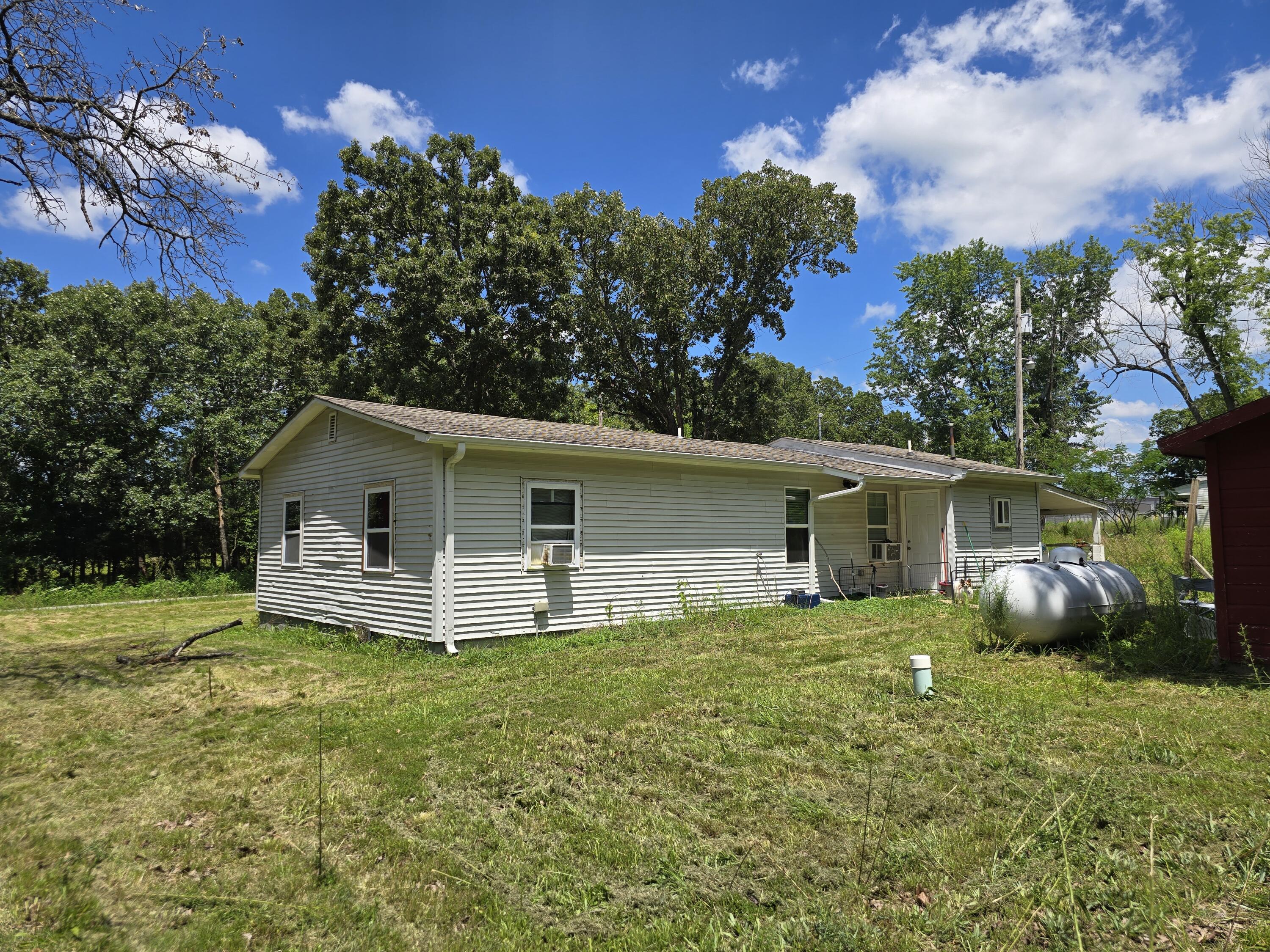 Photo 4 - Residential for sale – 22  Thomasville Road  Buffalo, MO