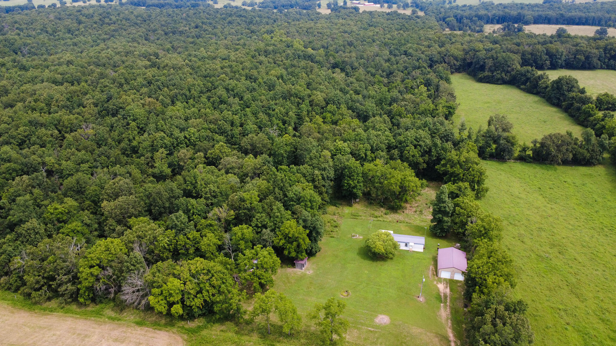 Residential for sale – 3899  County Road 304   Alton, MO