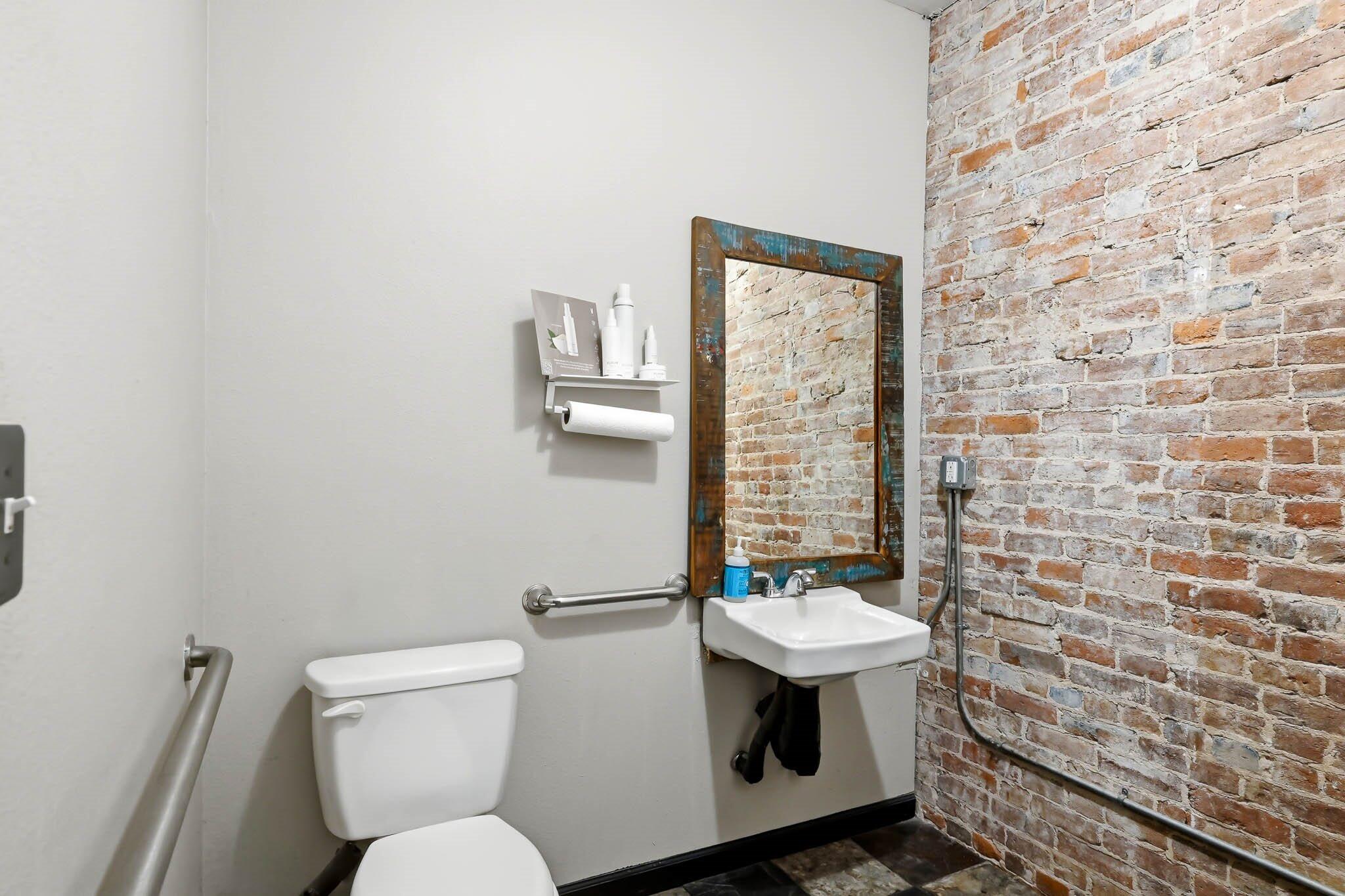 Photo 35 - Commercial Sale for sale – 214 E Commercial Street  Springfield, MO