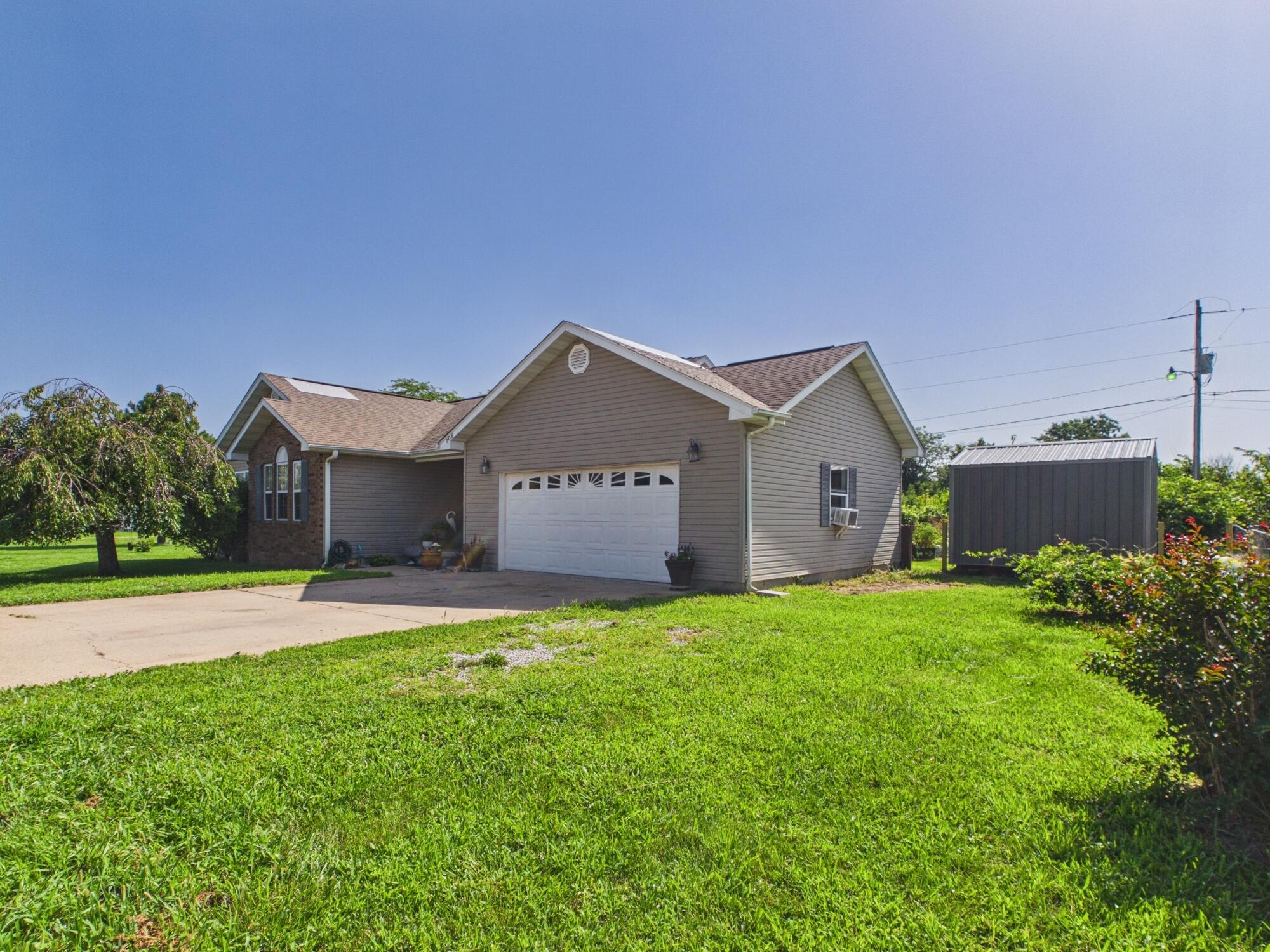 Photo 8 - Residential for sale – 106  Sugar Maple   Licking, MO
