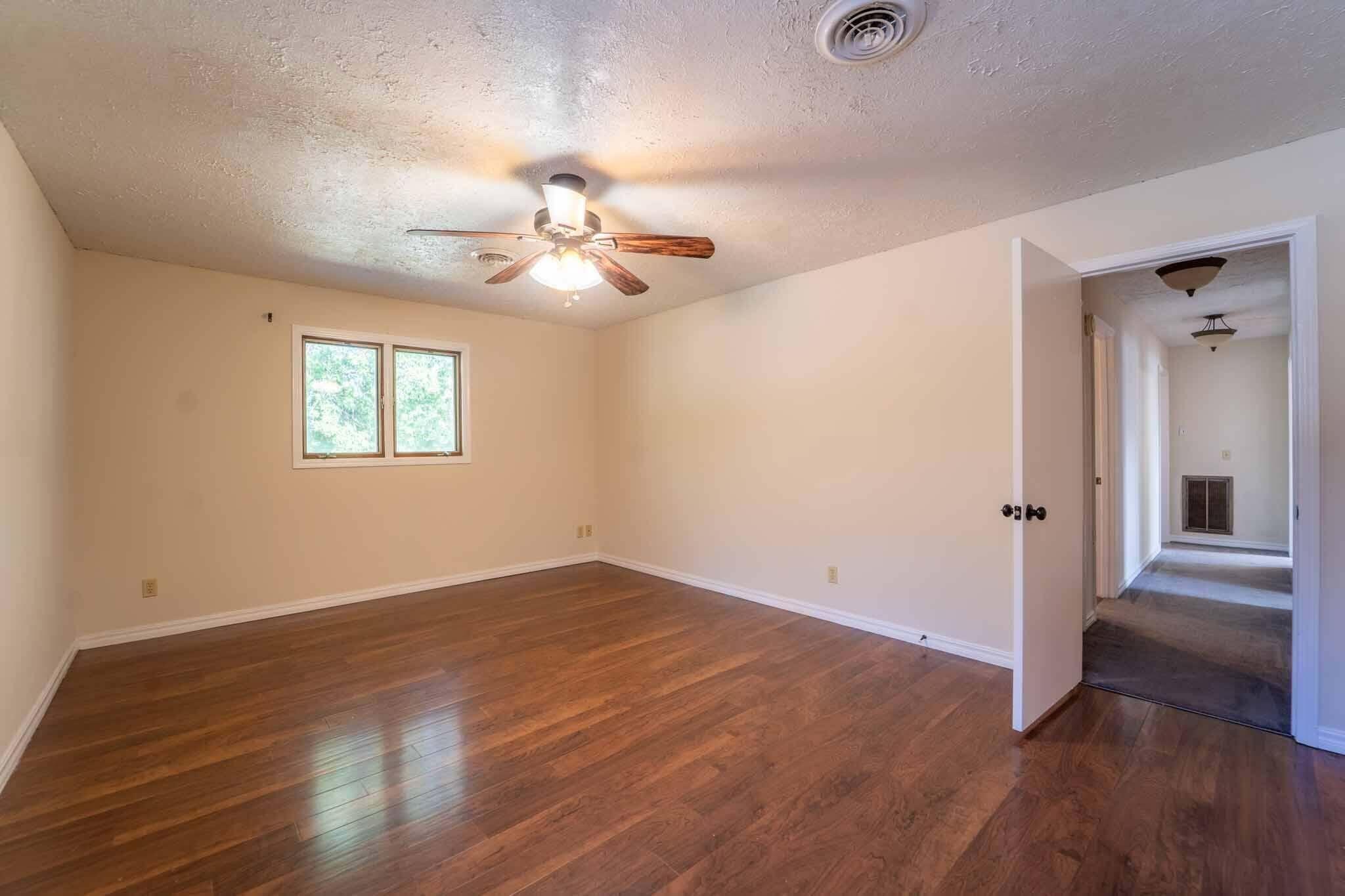 Photo 21 - Residential for sale – 5486 S Clay Avenue  Springfield, MO