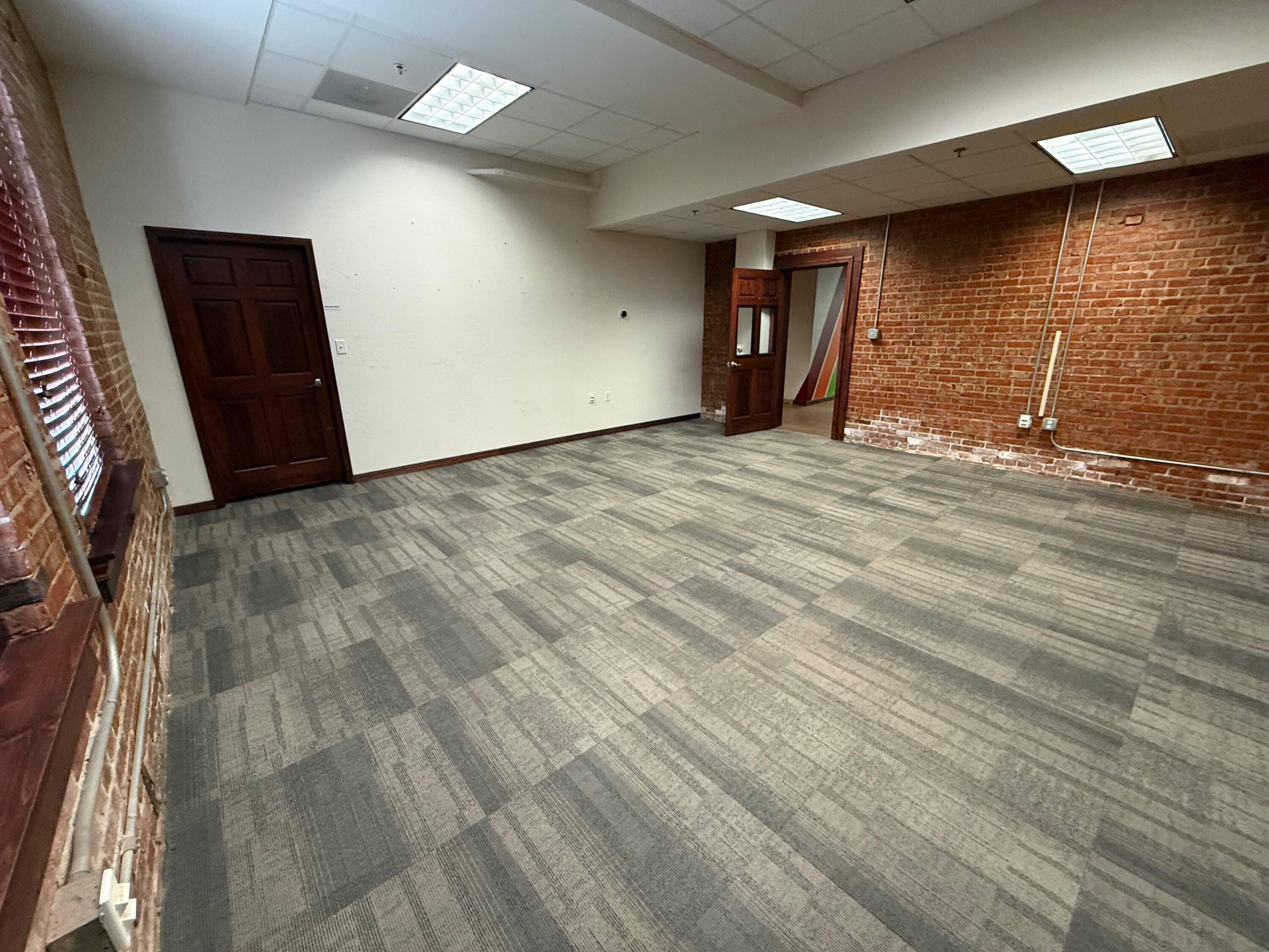 Photo 4 - Commercial Lease for sale – 601 N National Avenue  Springfield, MO