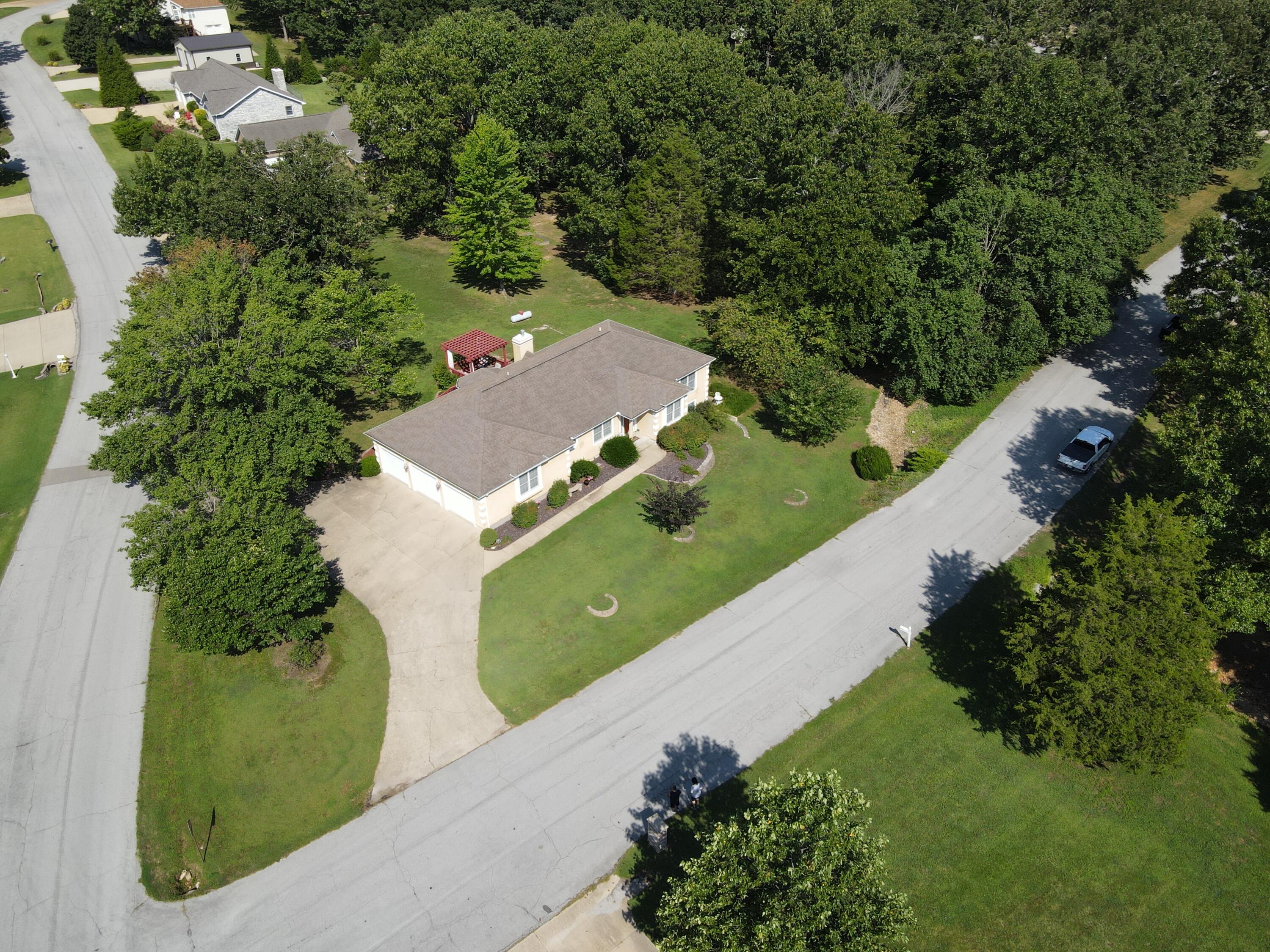 Photo 14 - Residential for sale – 405  Covey Drive  West Plains, MO