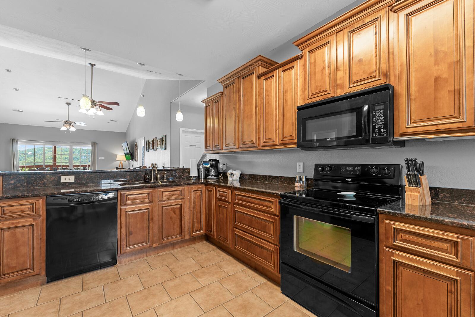 Photo 7 - Residential for sale – 201  Rockwood Lane  Branson, MO