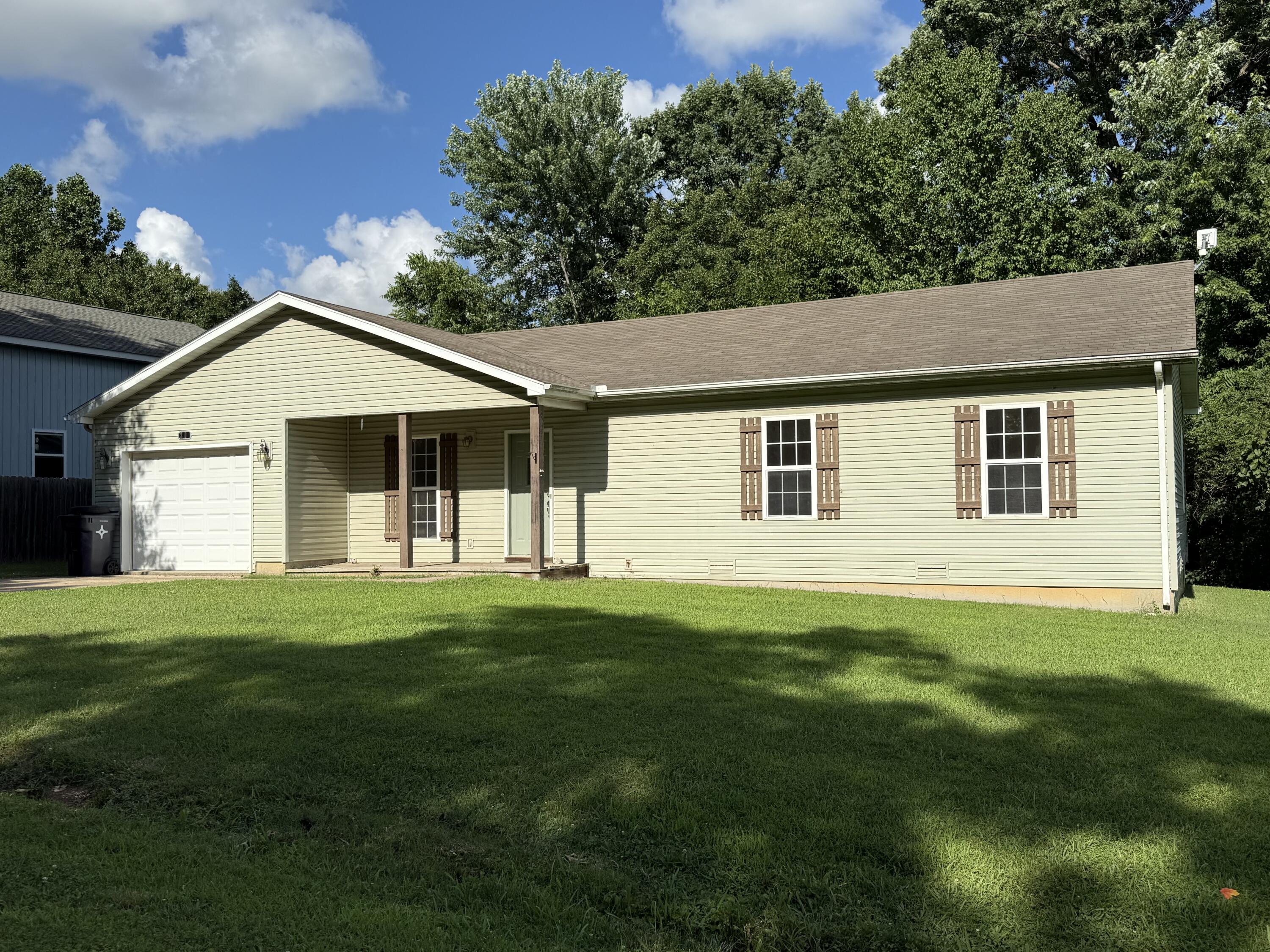 Photo 9 - Residential for sale – 2706  Ginger Drive  West Plains, MO