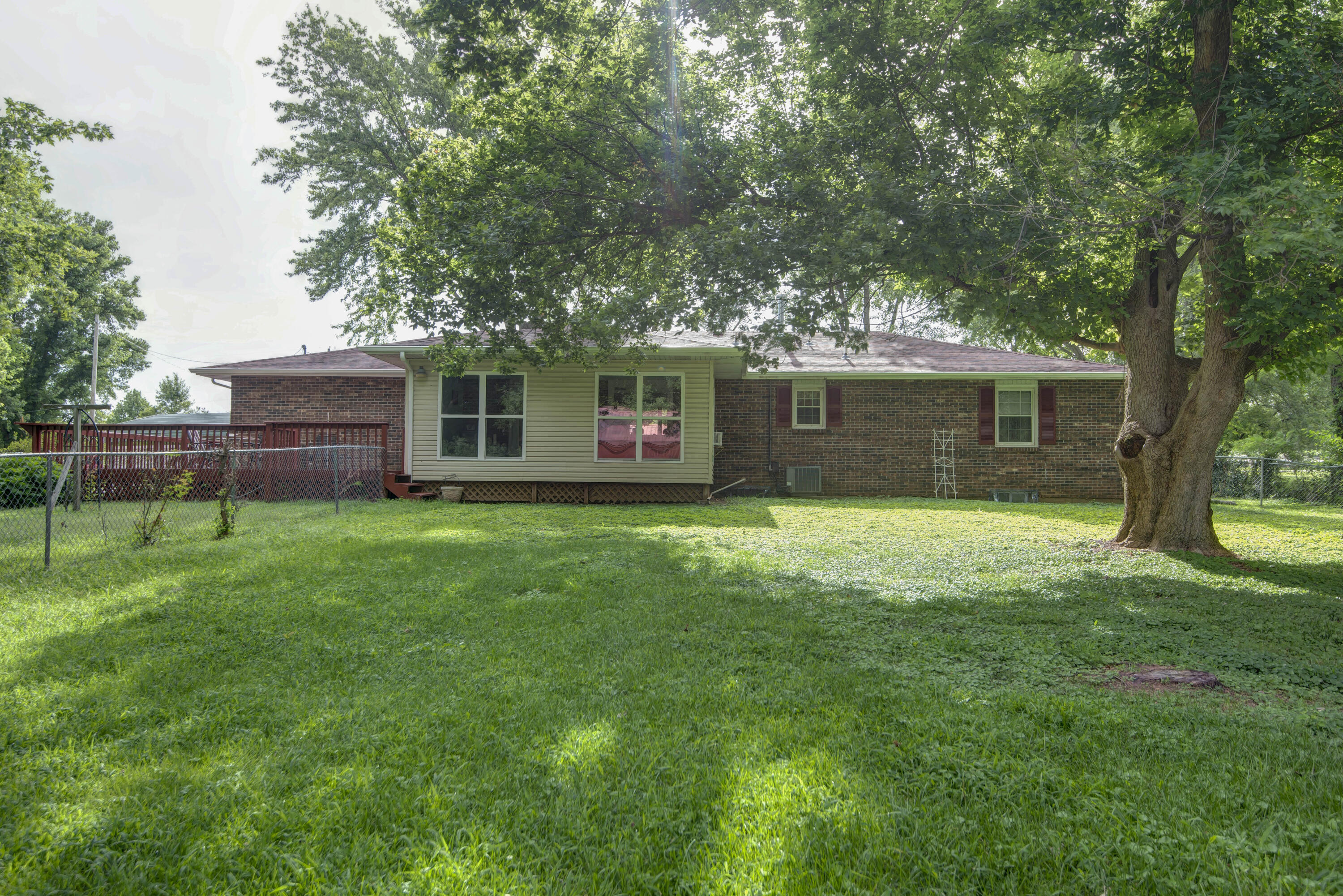 Photo 33 - Residential for sale – 2369 N Farm Road 101   Springfield, MO