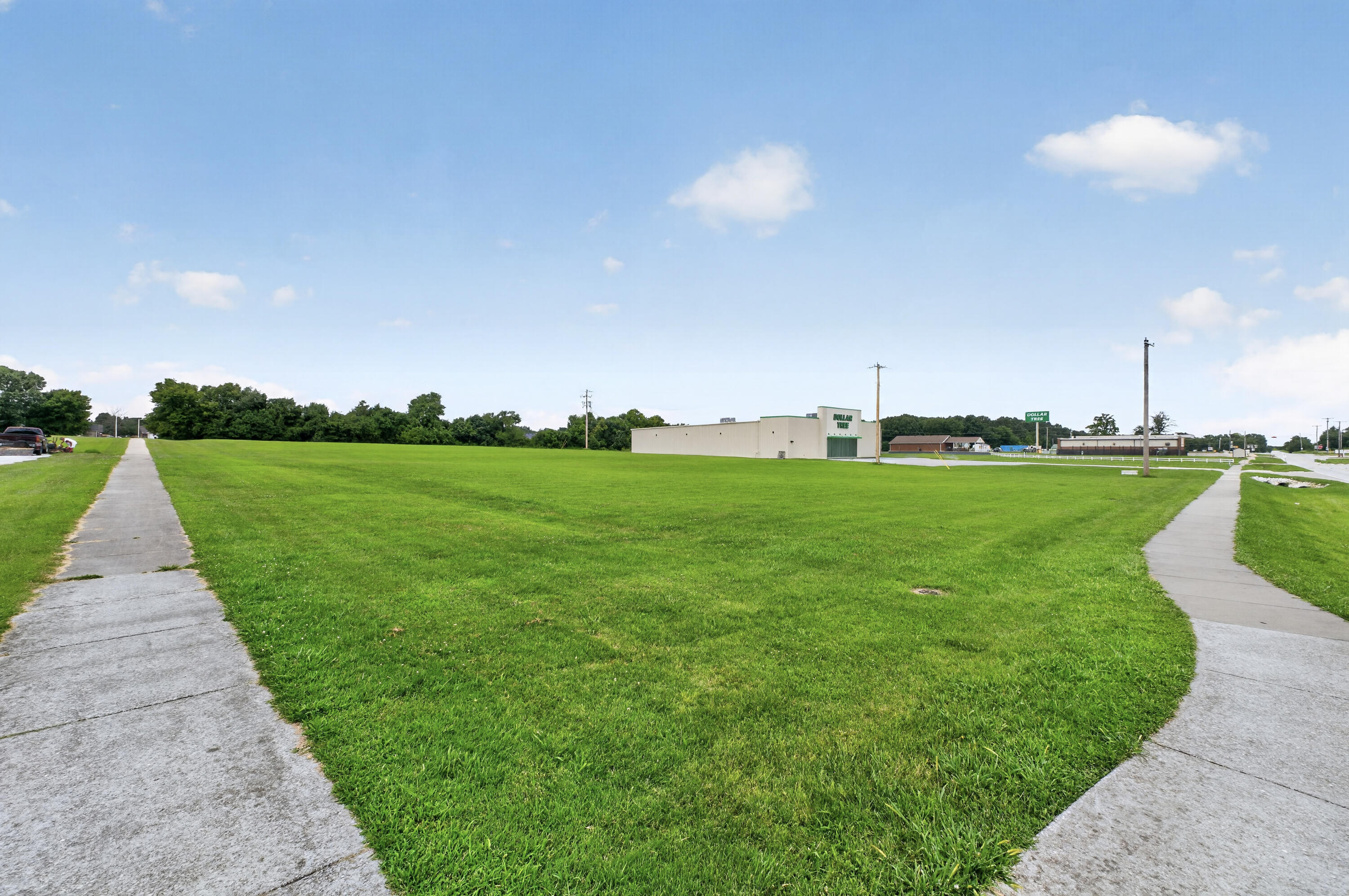 Photo 3 - Land for sale – Tbd N Public Avenue  Clever, MO