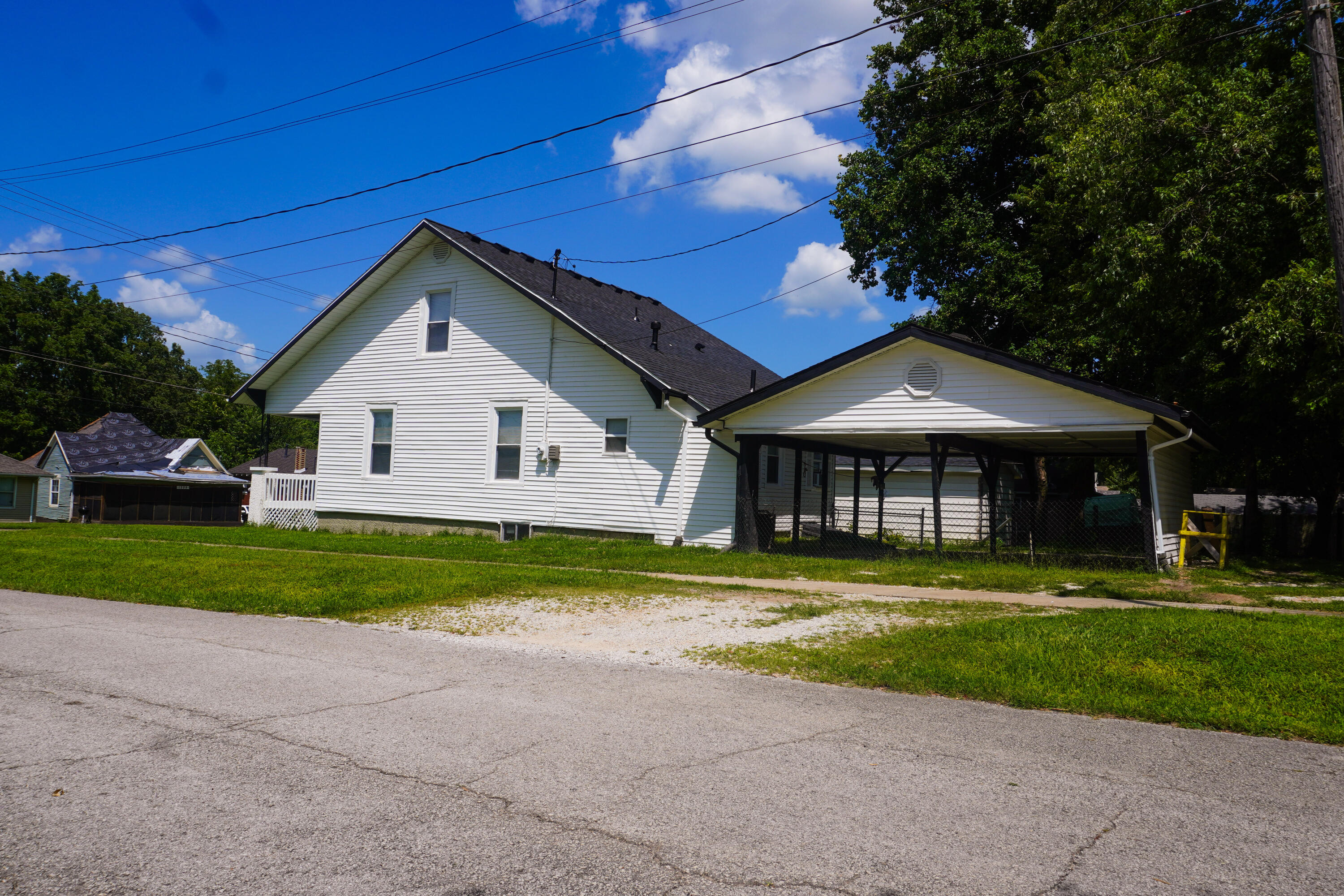 Photo 2 - Residential for sale – 1230 W Atlantic Street  Springfield, MO