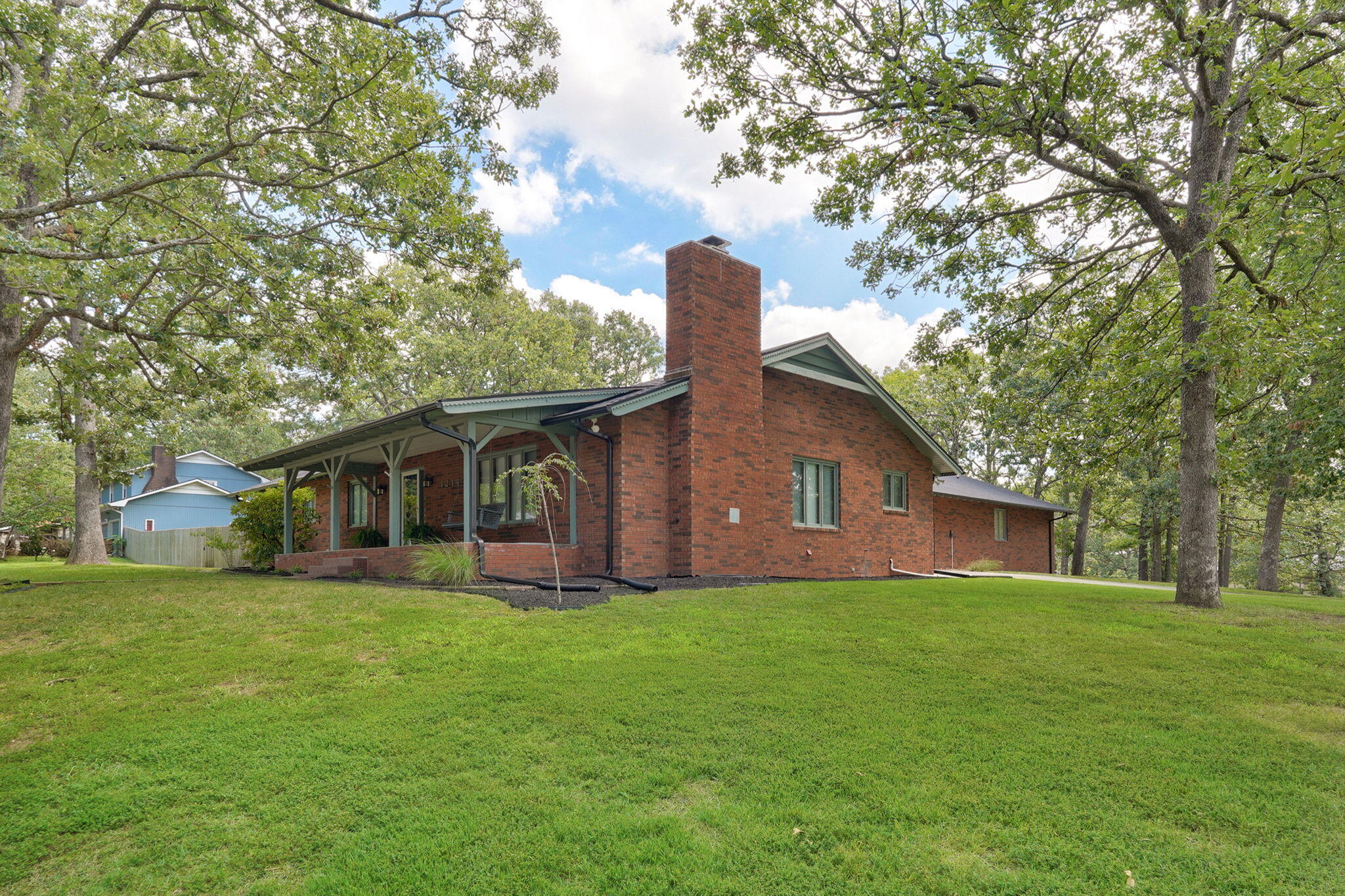Photo 7 - Residential for sale – 1214 W Beverly Hills Drive  Springfield, MO