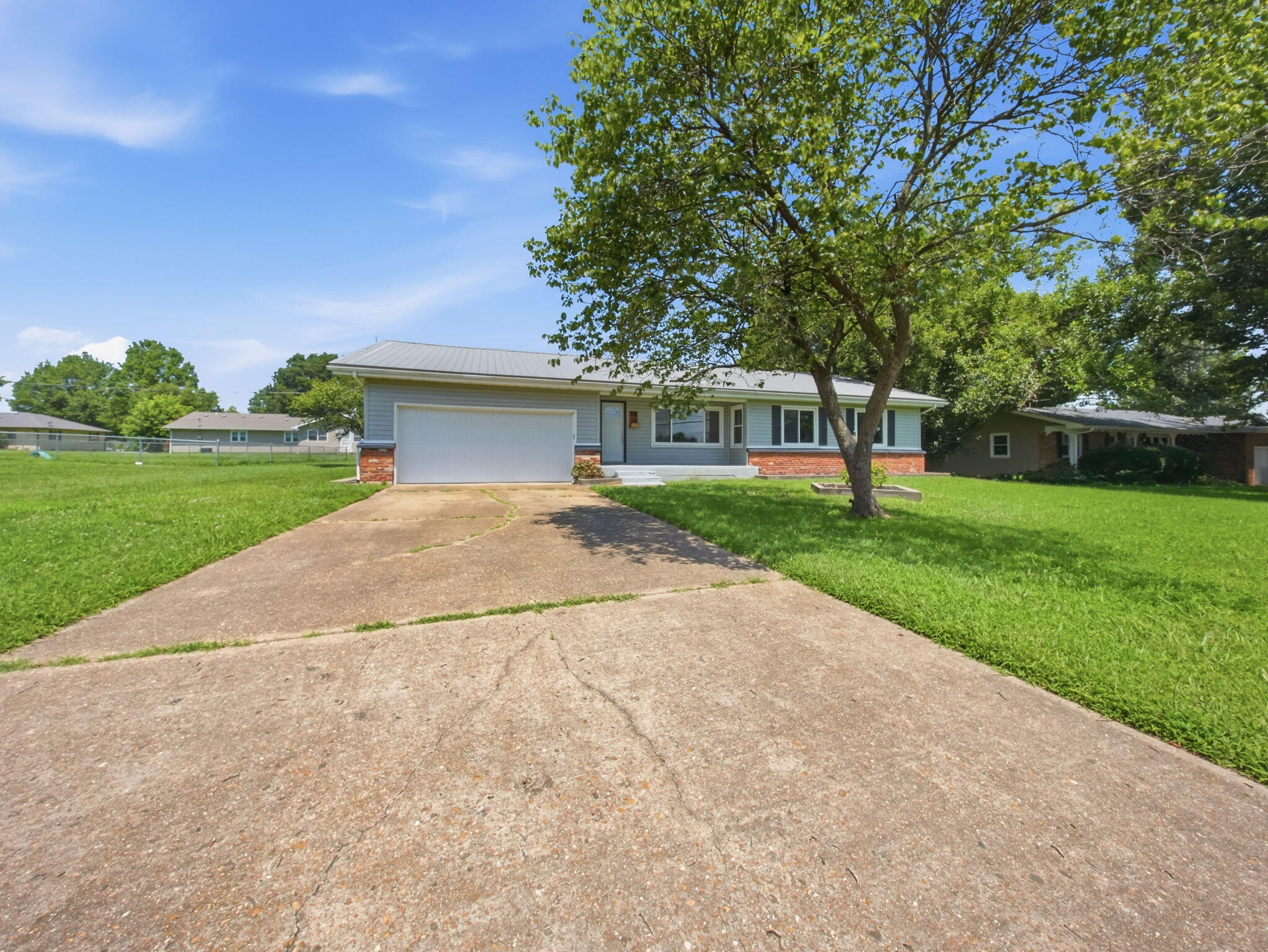 Photo 41 - Residential for sale – 1611 W Fair Play Street  Bolivar, MO