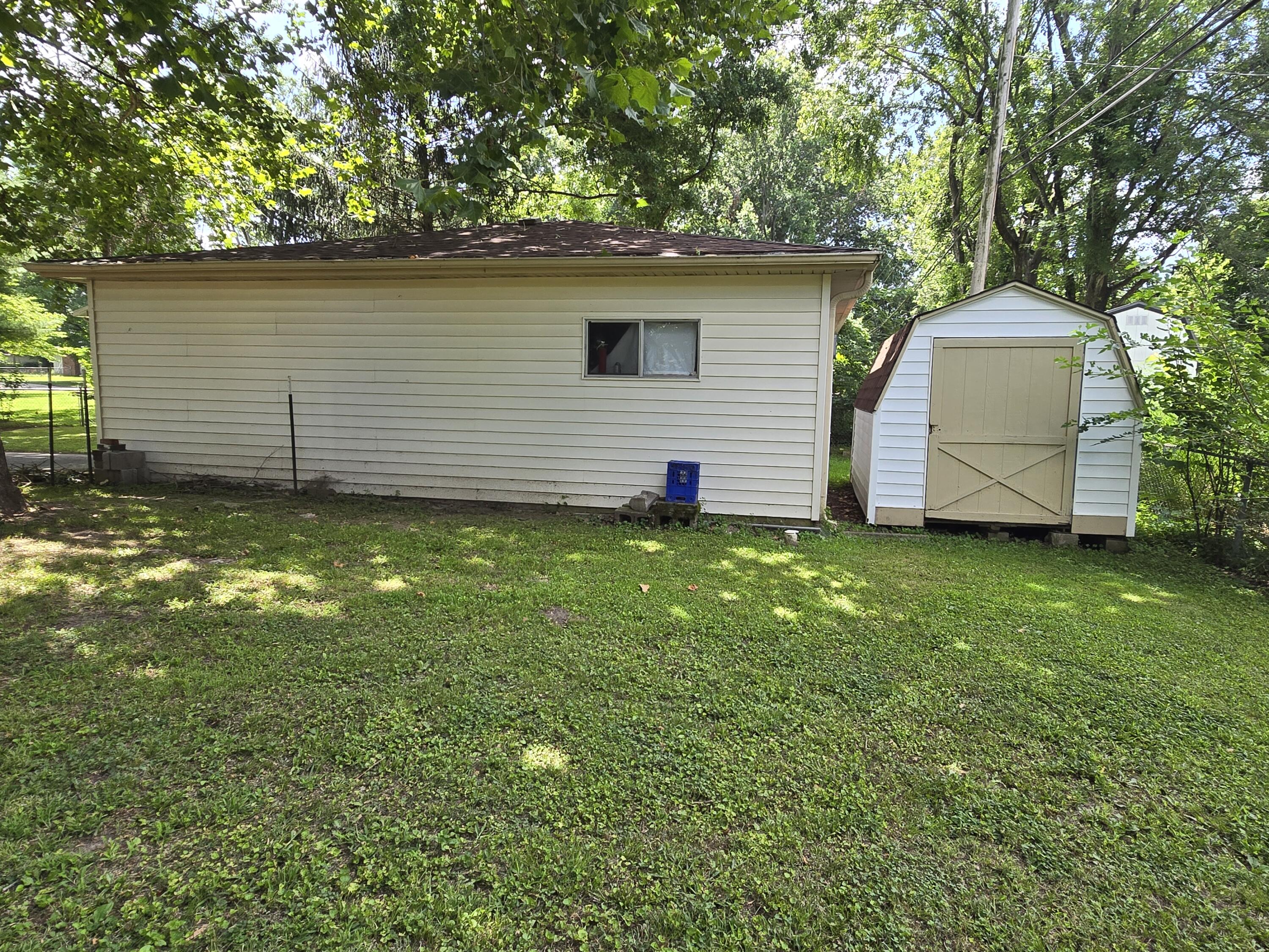 Photo 15 - Residential for sale – 4321 S Ridgecrest Drive  Springfield, MO