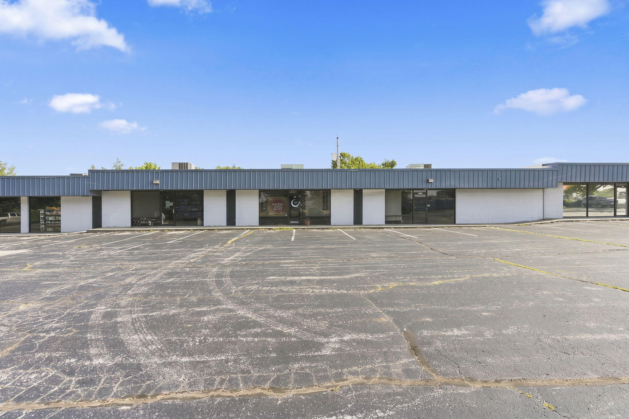 Photo 10 - Commercial Sale for sale – 5601 S Campbell Avenue  Springfield, MO