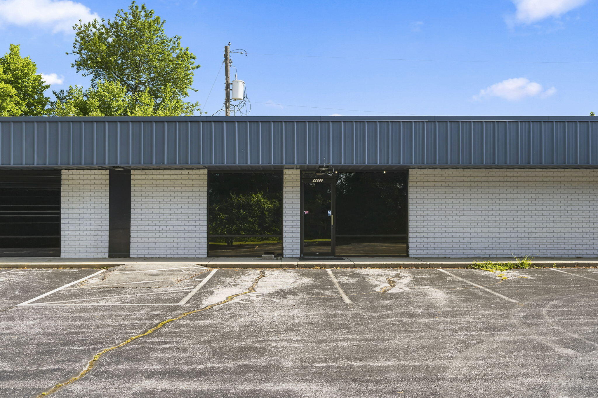 Photo 8 - Commercial Sale for sale – 5601 S Campbell Avenue  Springfield, MO