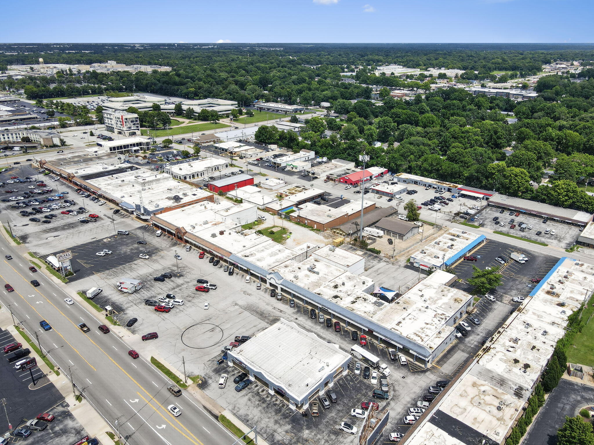 Photo 6 - Commercial Sale for sale – 1932 S Glenstone Avenue  Springfield, MO