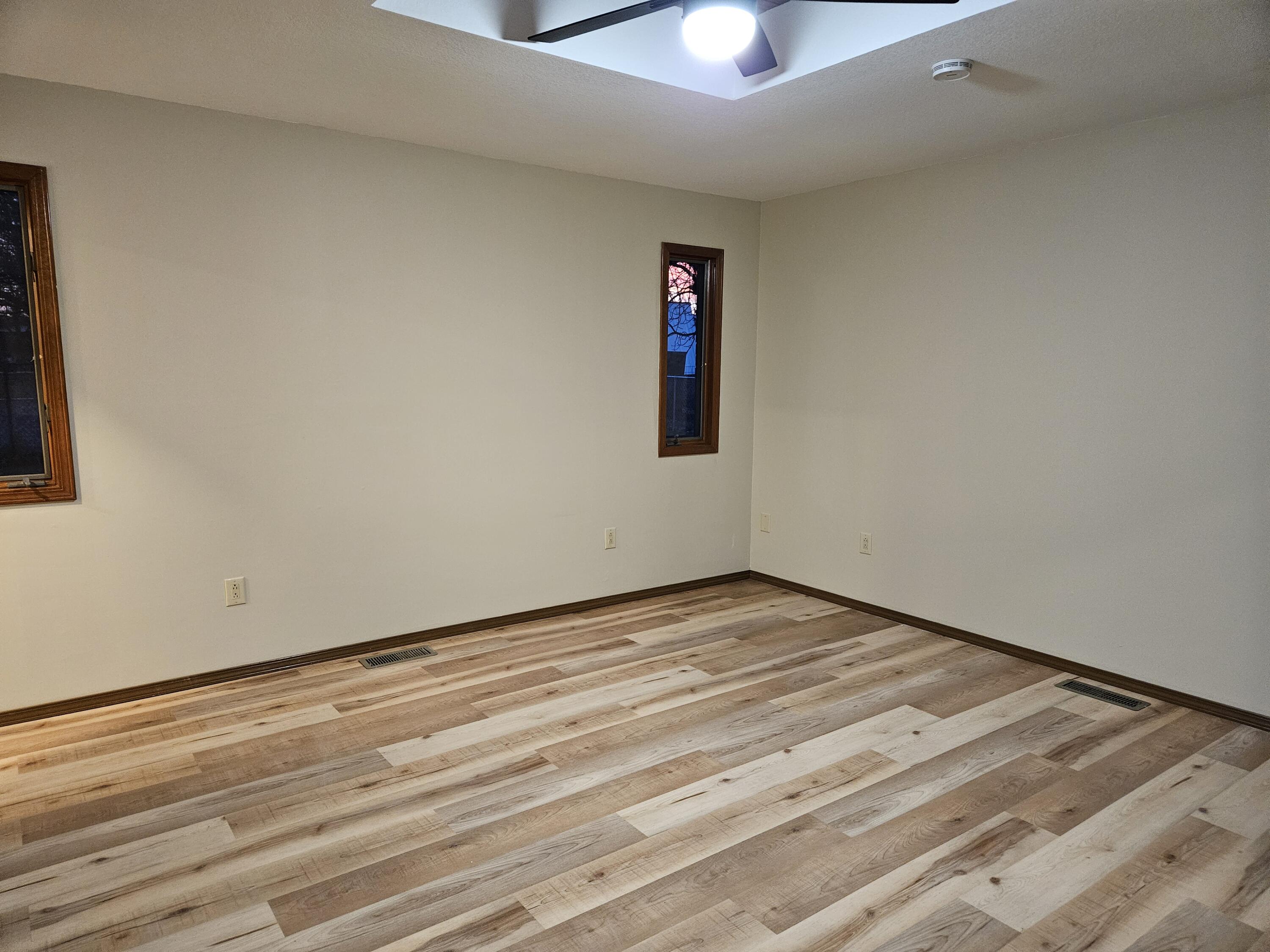 Photo 35 - Residential for sale – 806 E Springfield Street  Aurora, MO