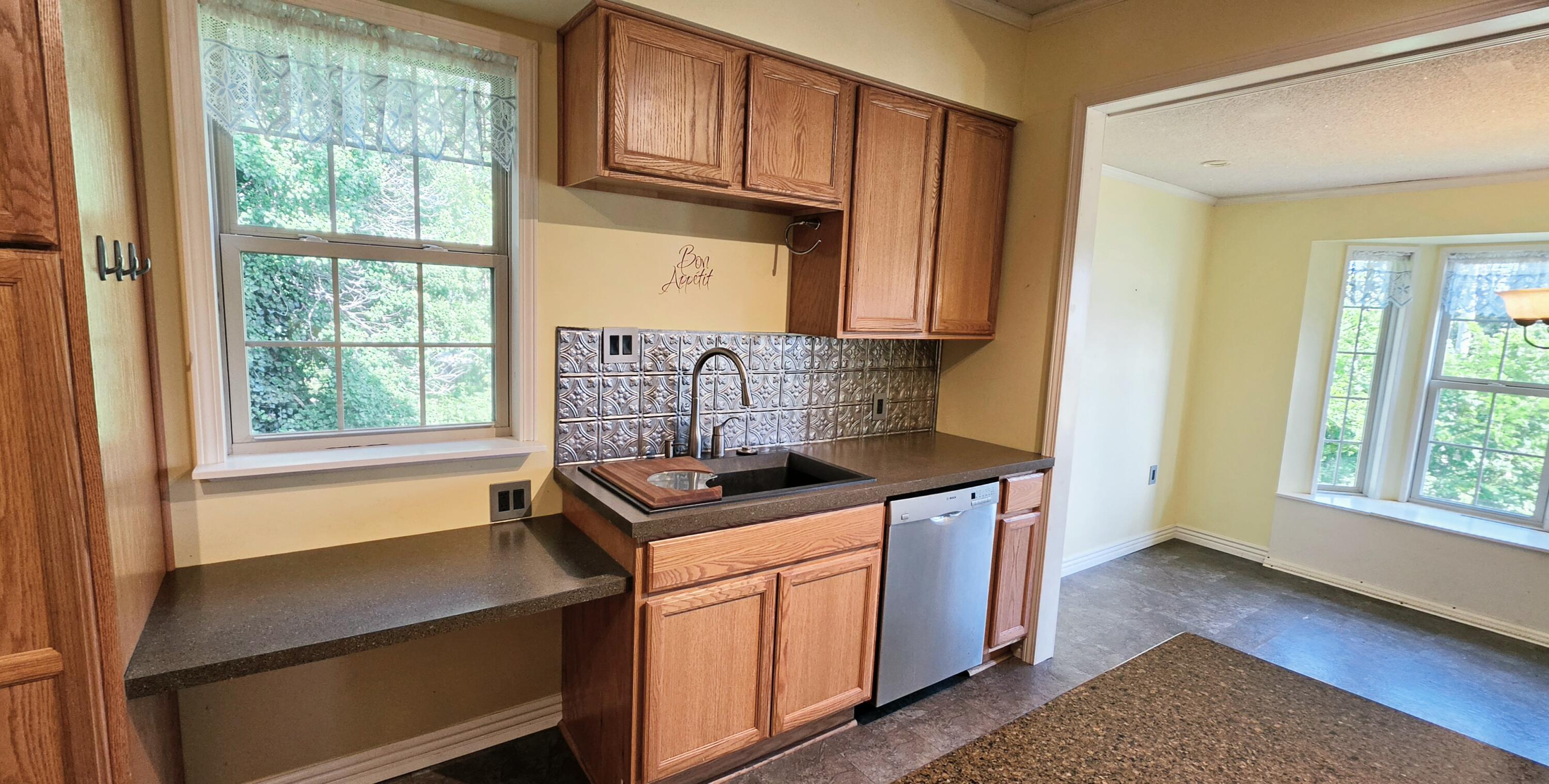 Photo 13 - Residential for sale – 292 W South Street  Hartville, MO