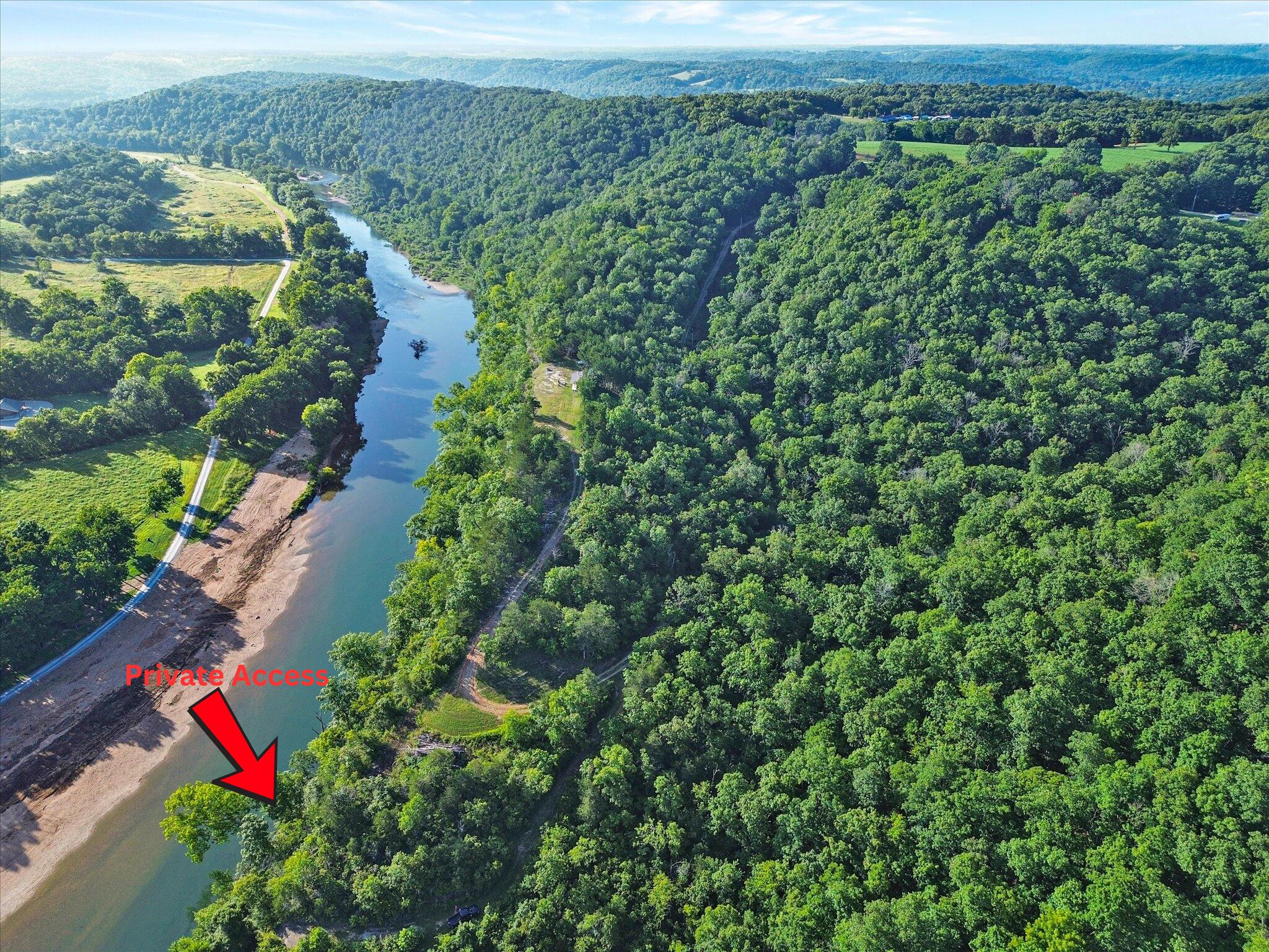 Photo 3 - Residential for sale – 1094  Camp Clark Hill   Galena, MO