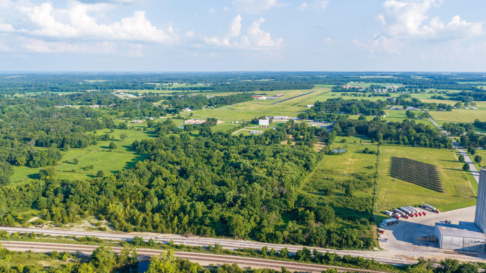 Photo 17 - Land for sale – 00 E Church Street  Aurora, MO