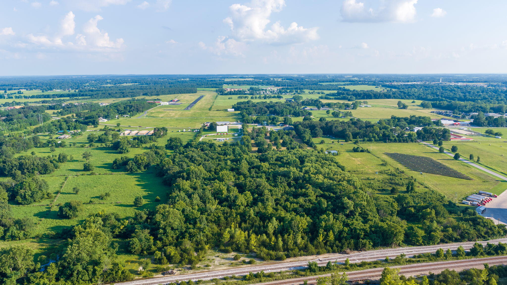 Photo 15 - Land for sale – 00 E Church Street  Aurora, MO