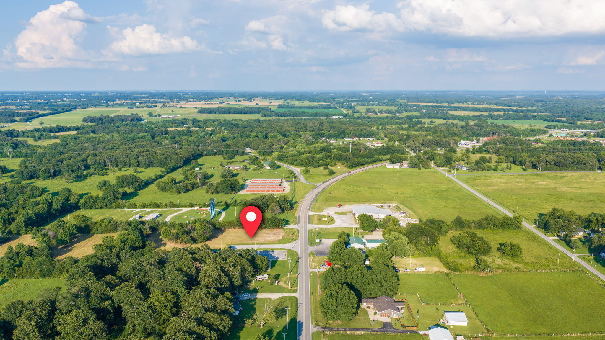 Photo 6 - Land for sale – 00 E Church Street  Aurora, MO