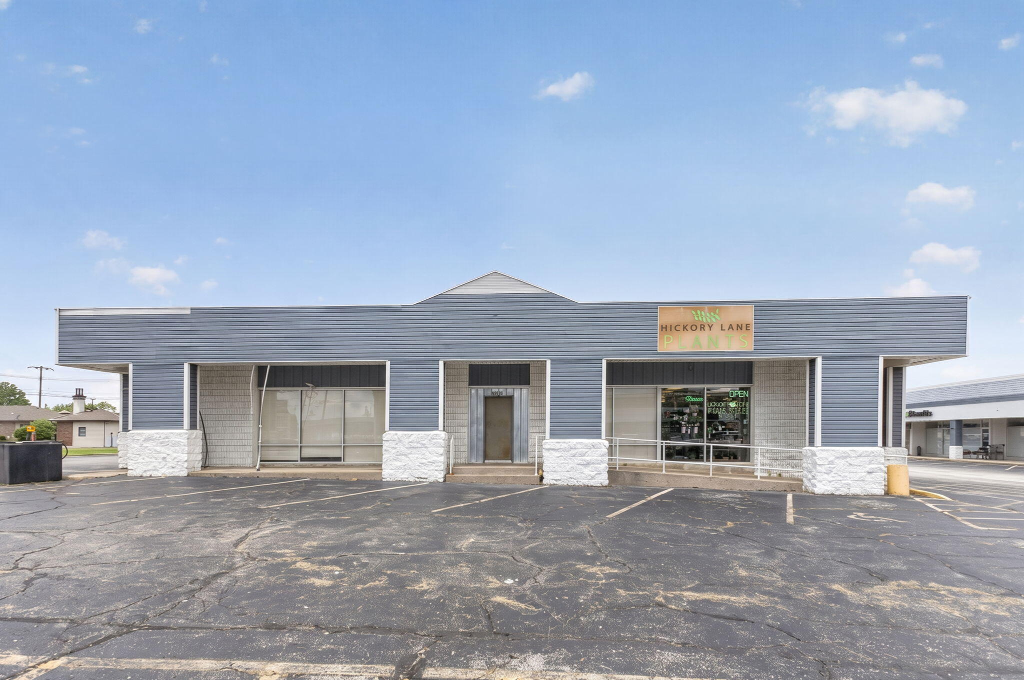 Photo 5 - Commercial Sale for sale – 1938 S Glenstone Avenue  Springfield, MO