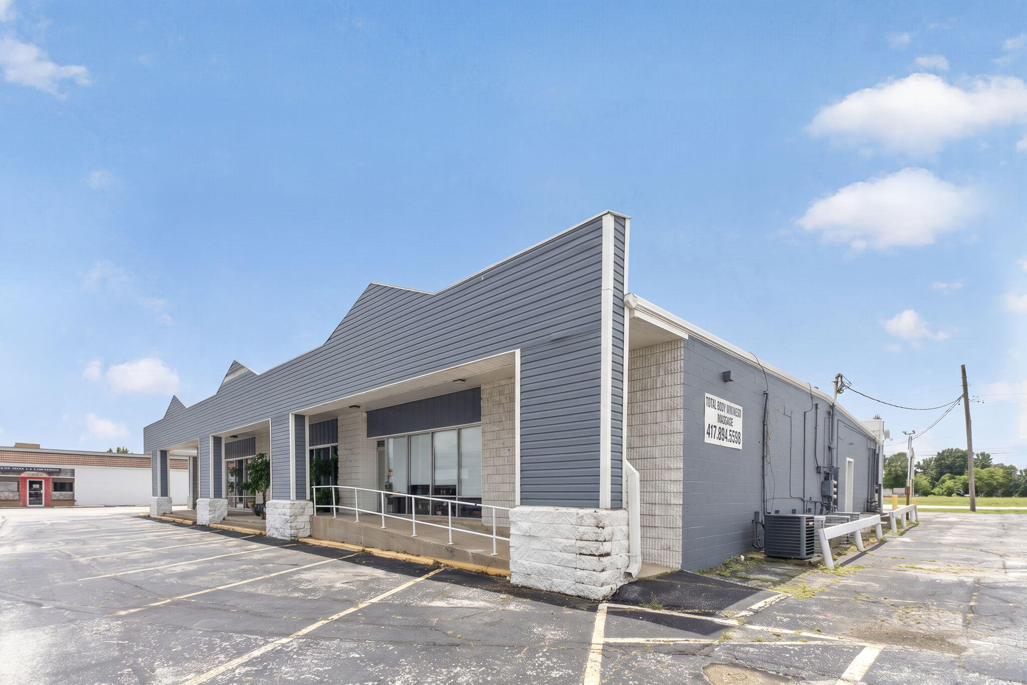 Photo 36 - Commercial Sale for sale – 1938 S Glenstone Avenue  Springfield, MO