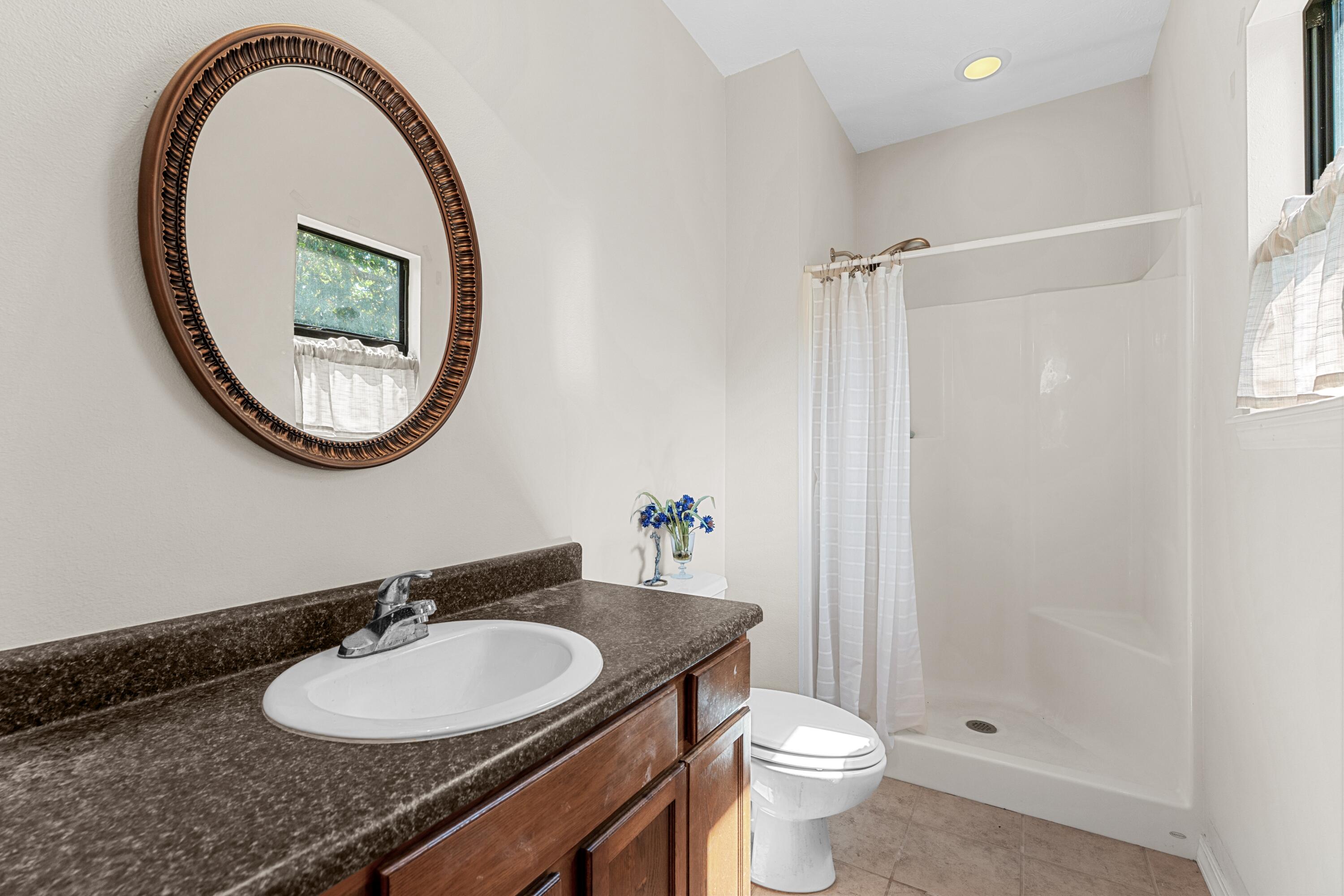 Photo 14 - Residential for sale – 150  Valley Stream Circle  Hollister, MO