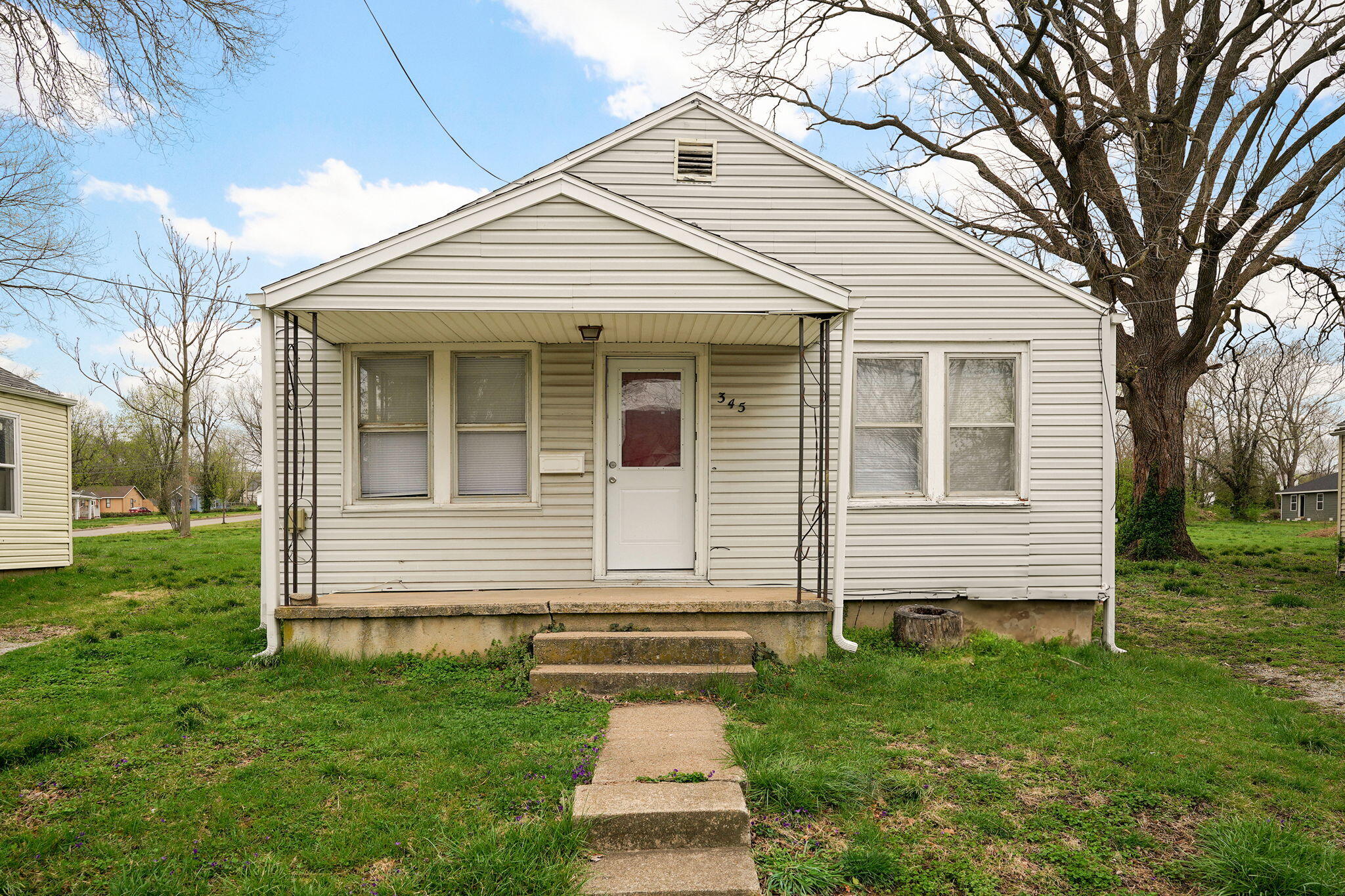 Photo 4 - Residential for sale – 345  Lincoln Avenue  Lebanon, MO