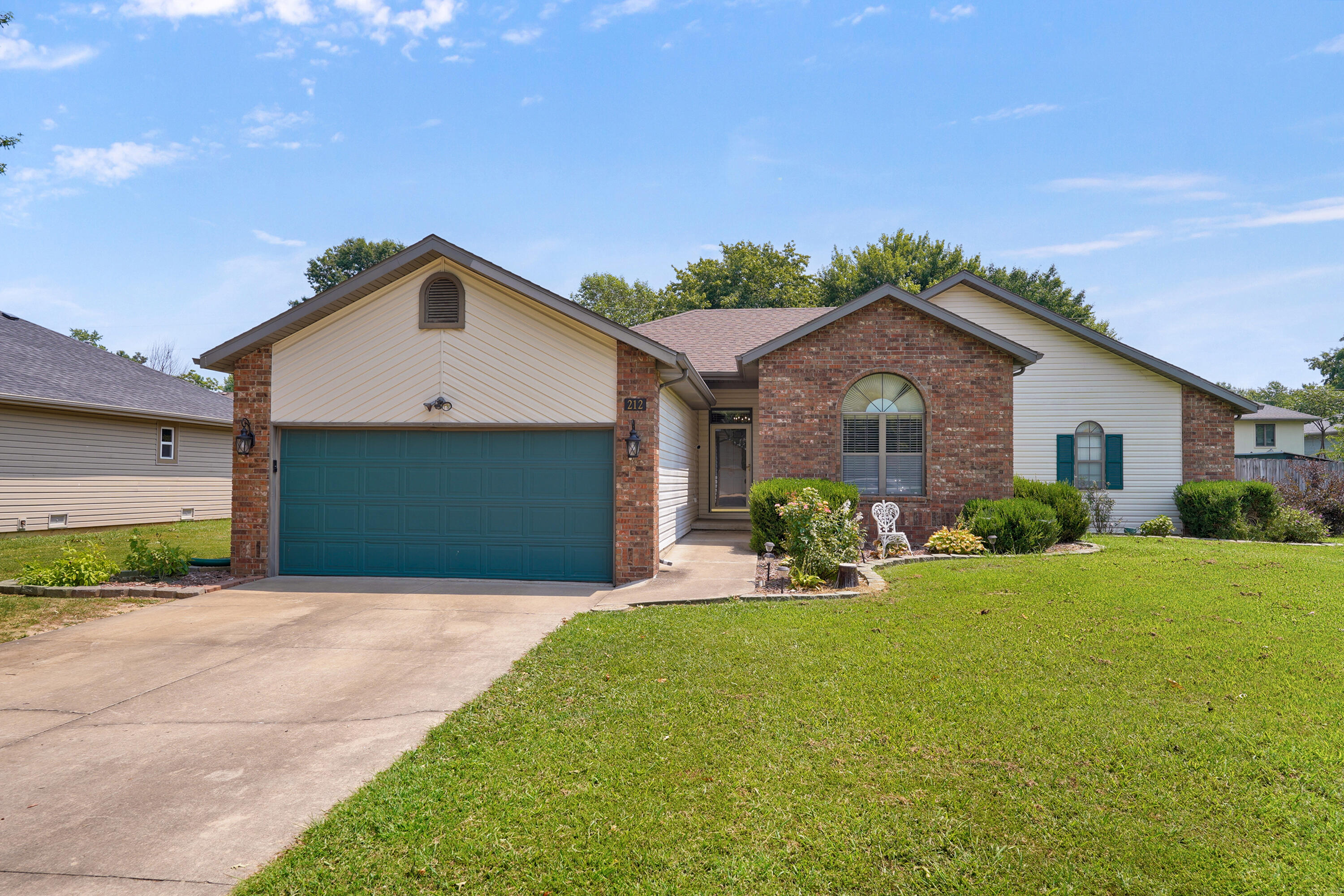 Photo 42 - Residential for sale – 212 N Meadow Street  Nixa, MO
