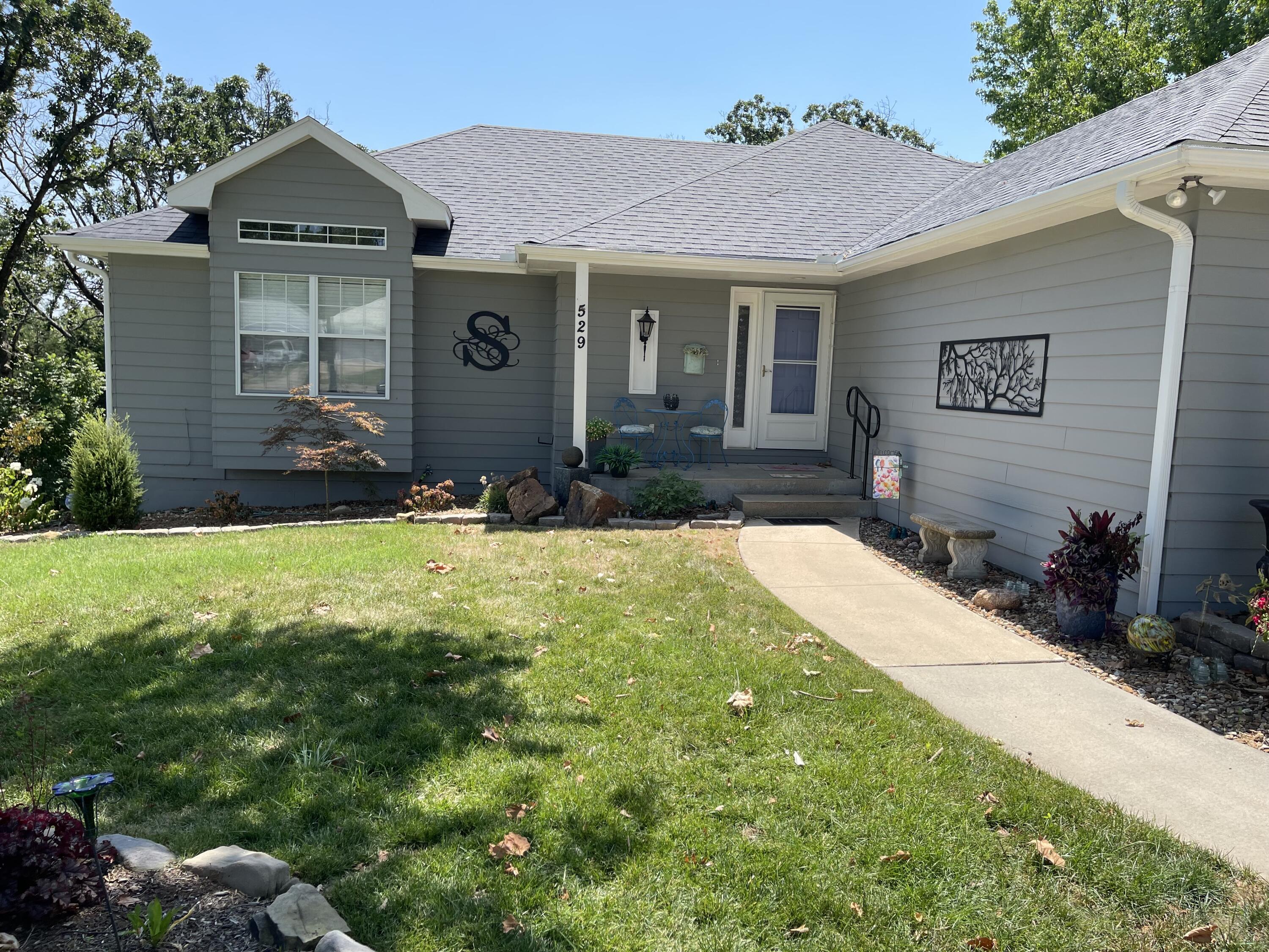 Photo 3 - Residential for sale – 529 S Prewitt Street  Nevada, MO