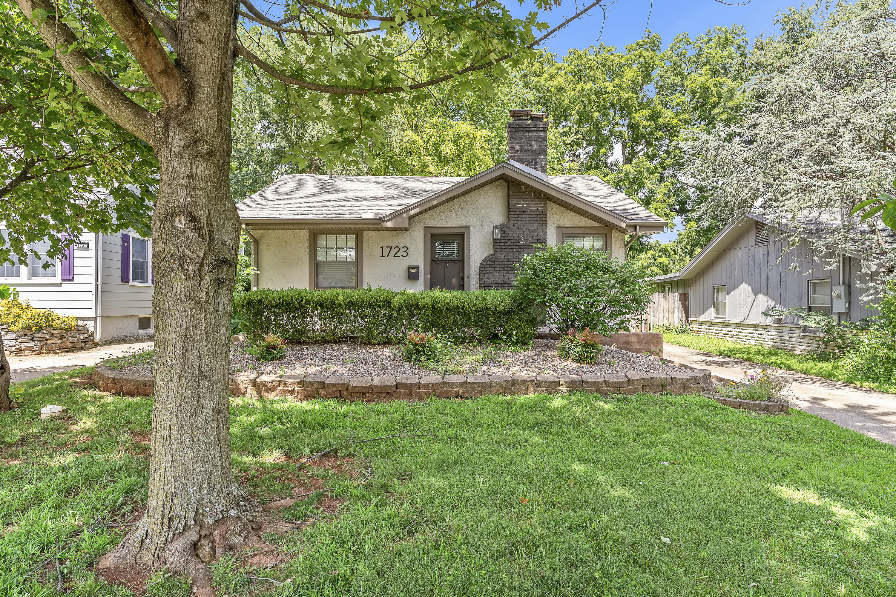 Residential for sale – 1723 S Jefferson Avenue  Springfield, MO