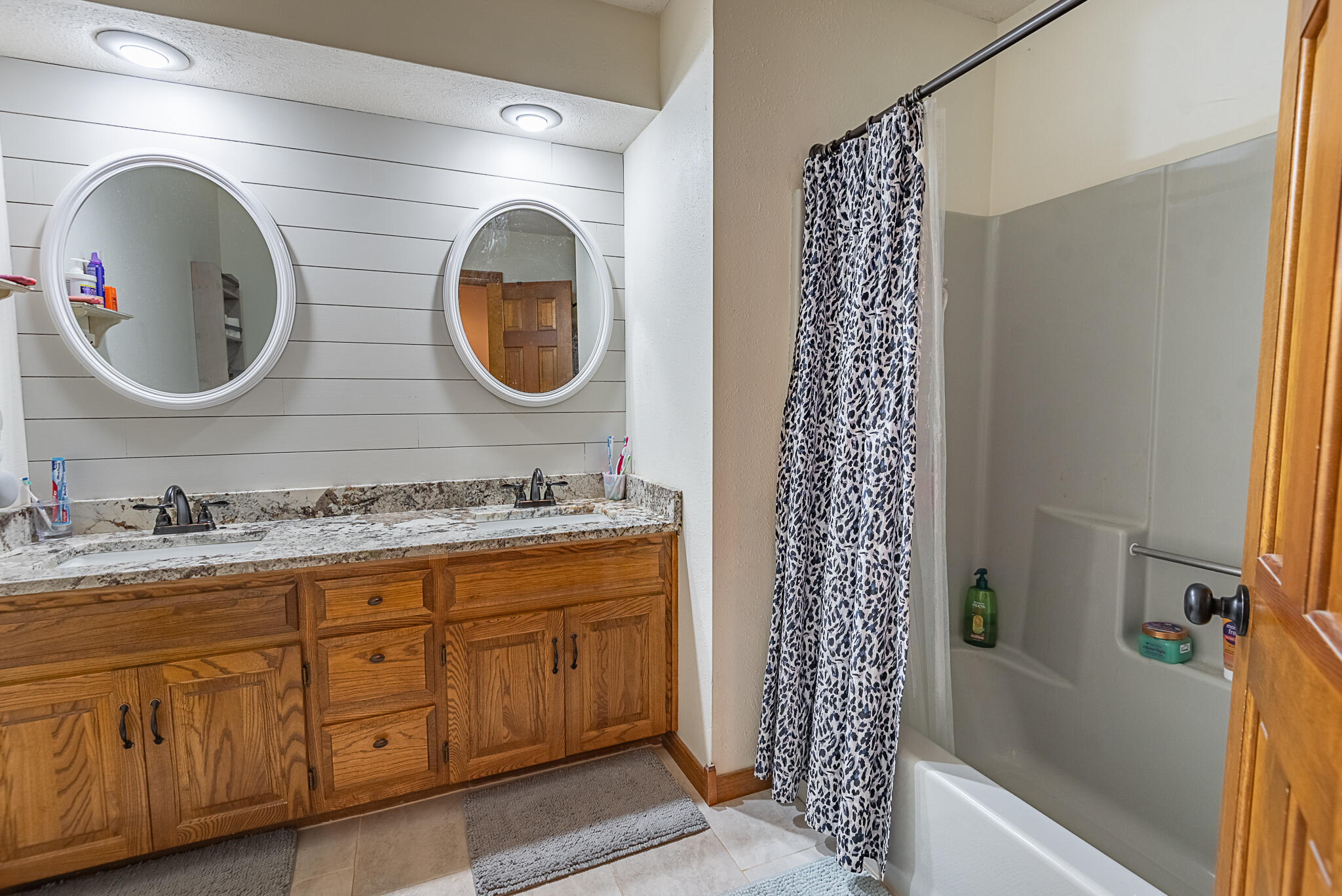 Photo 32 - Residential for sale – 760 W Sherwood Drive  Springfield, MO