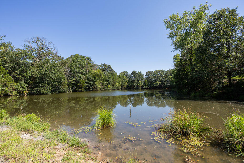 Photo 4 - Farm for sale – 525 E Hwy C   Jerico Springs, MO
