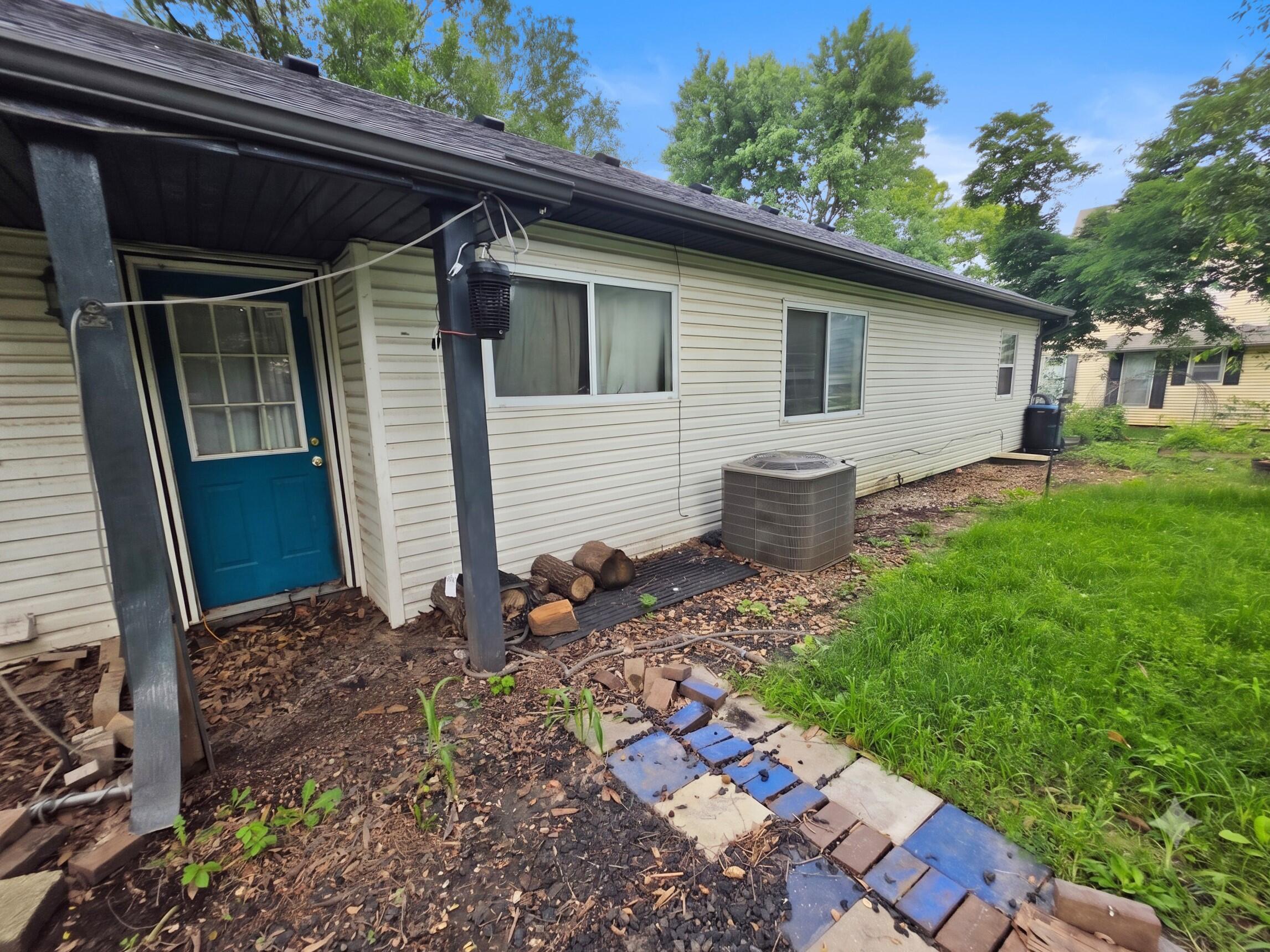 Photo 9 - Residential for sale – 713 E Locust Street  Bolivar, MO