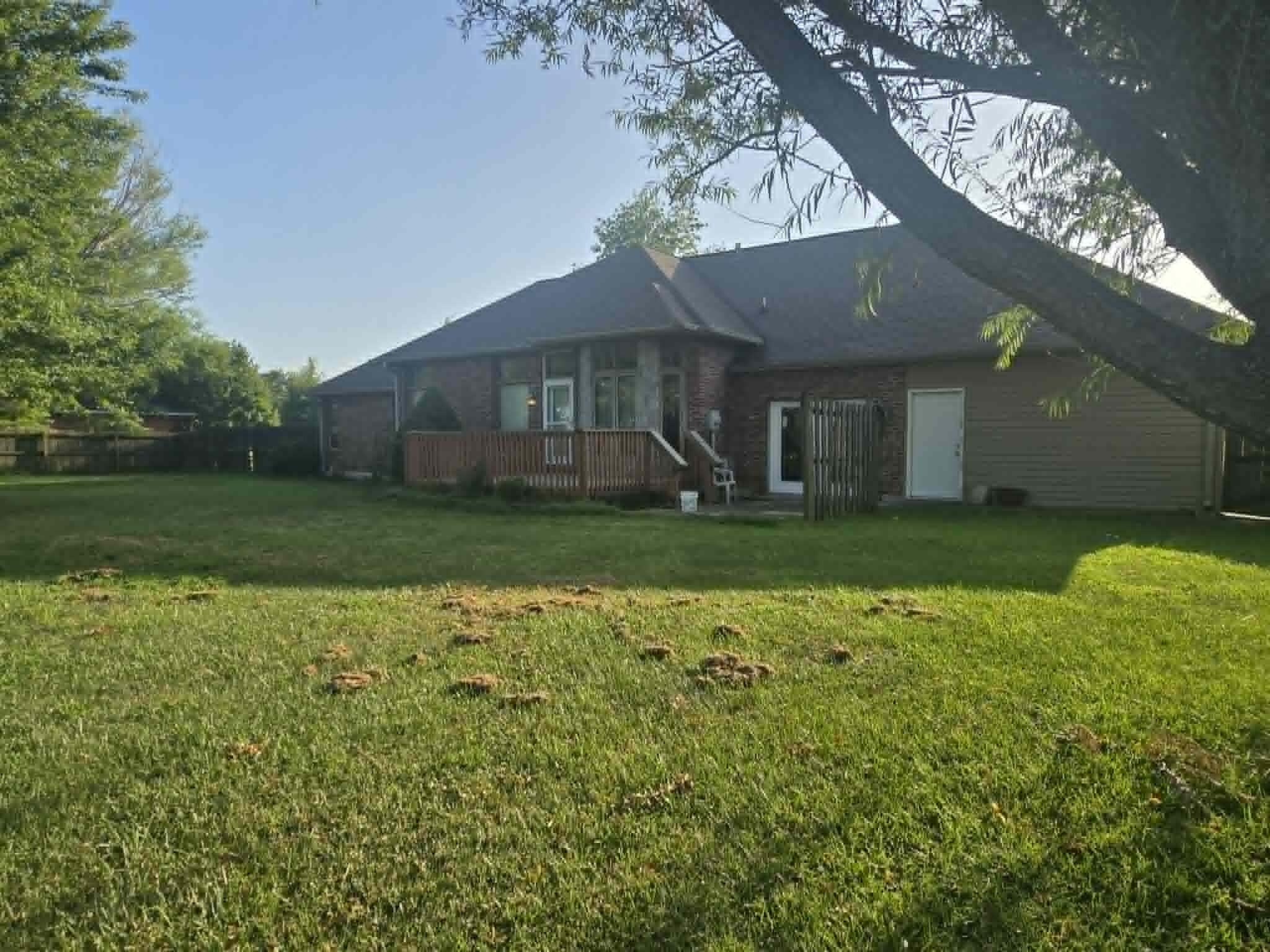 Photo 2 - Residential for sale – 2011 E Epicurean Drive  Clinton, MO